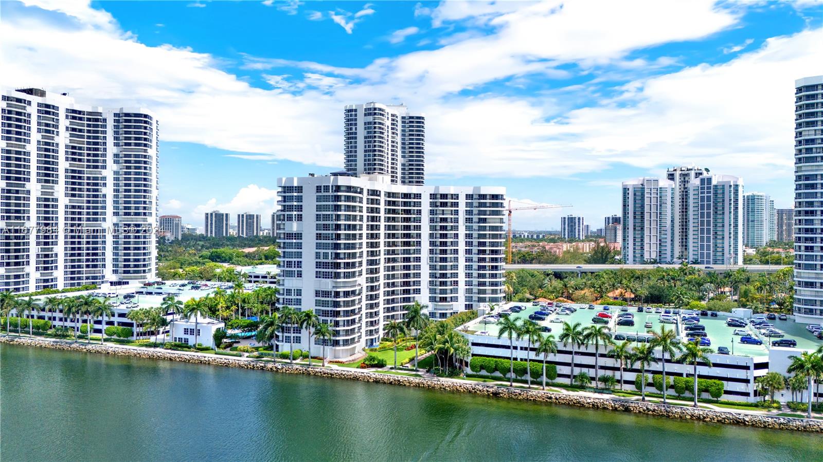 3600 Mystic Pointe Dr #1515, Aventura FL 33180