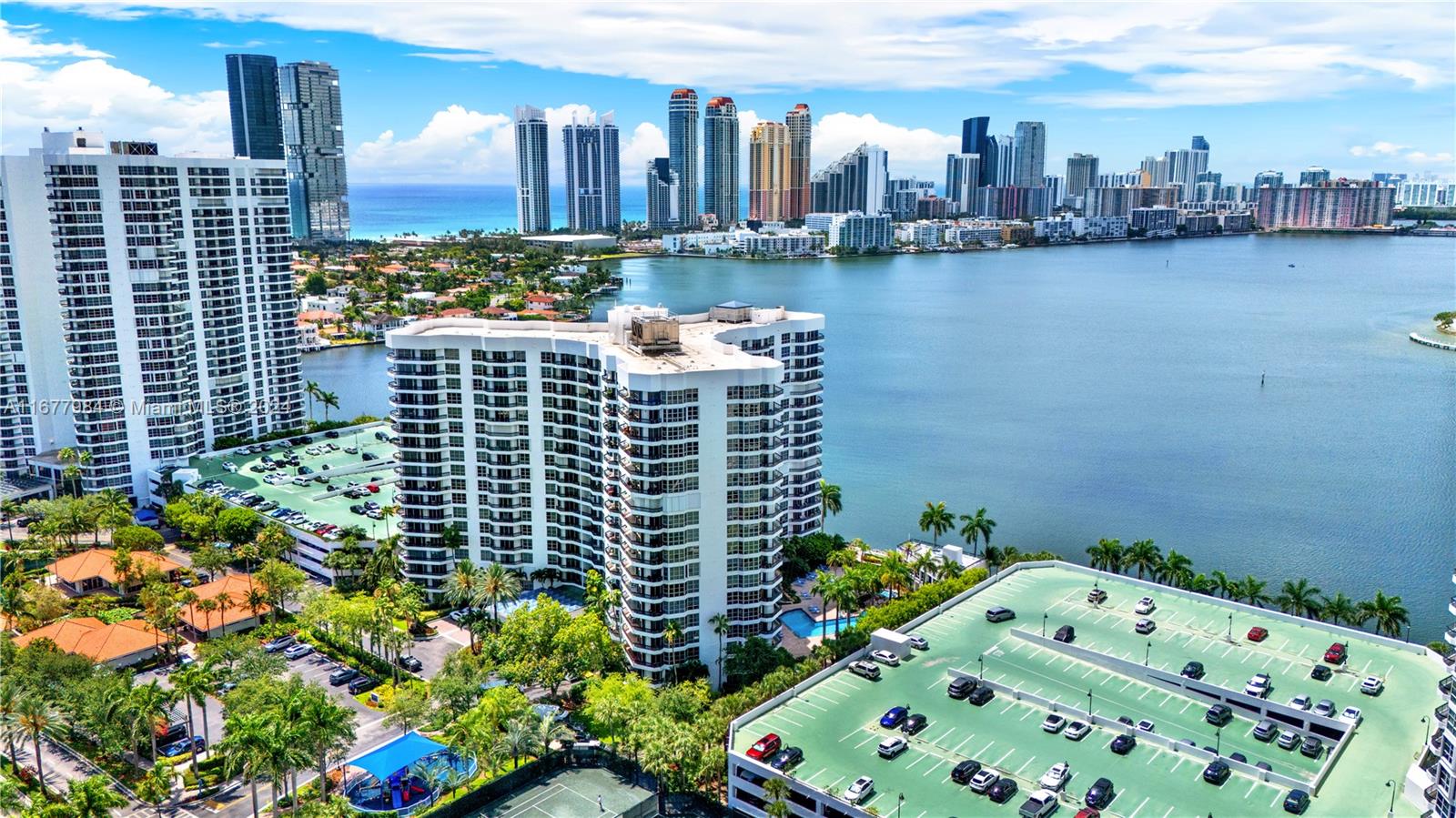 3600 Mystic Pointe Dr #1515, Aventura FL 33180