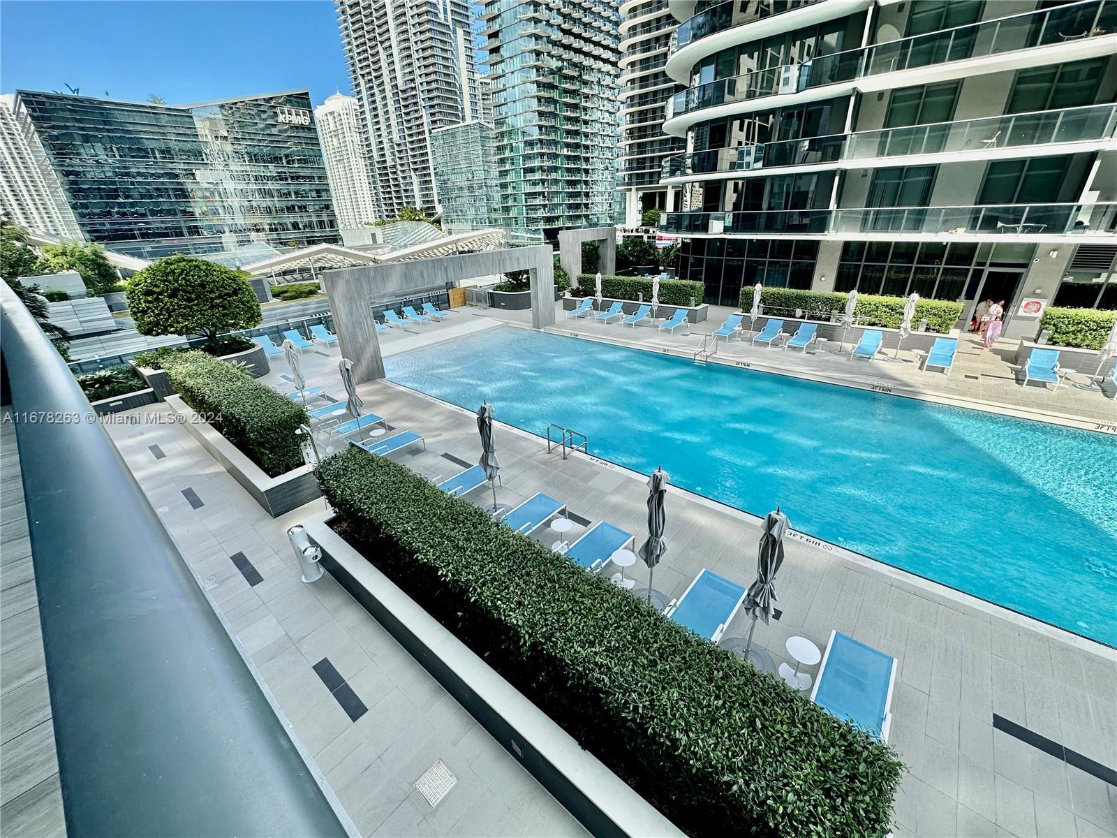 55 SW 9th St #1202, Miami FL 33130