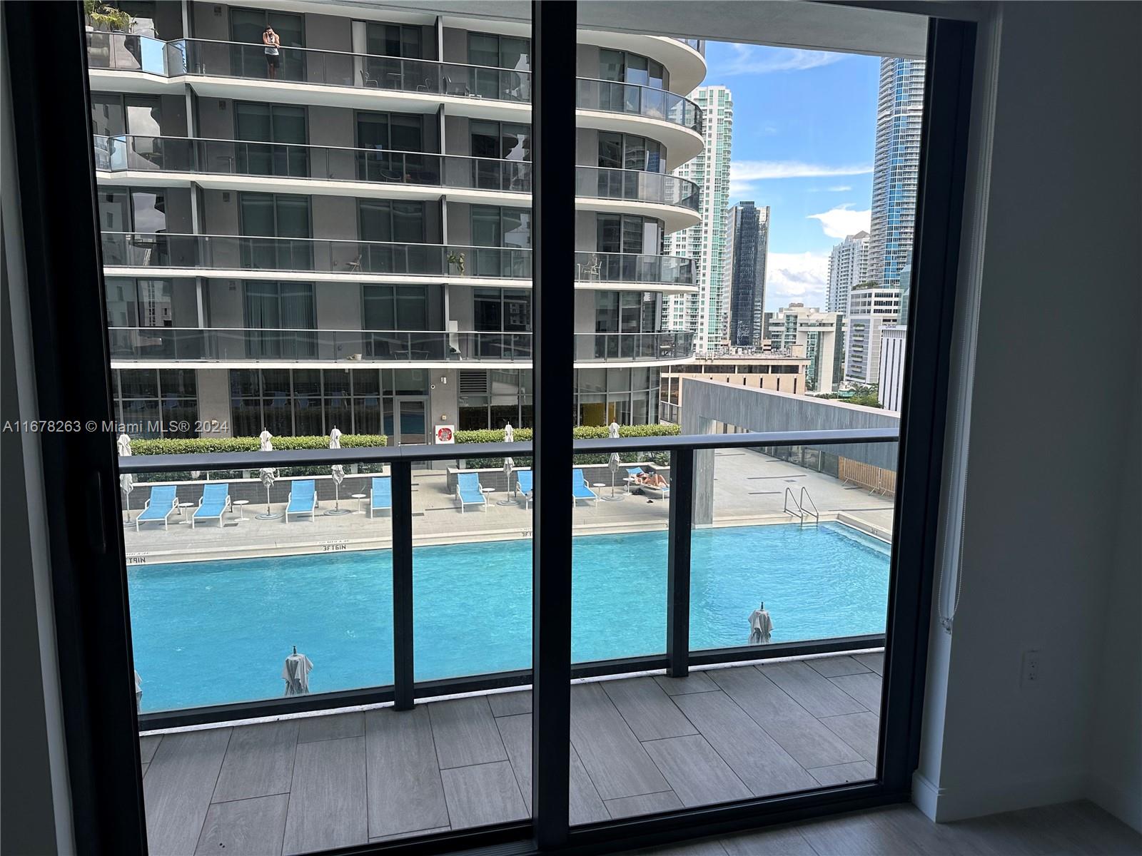 55 SW 9th St #1202, Miami FL 33130