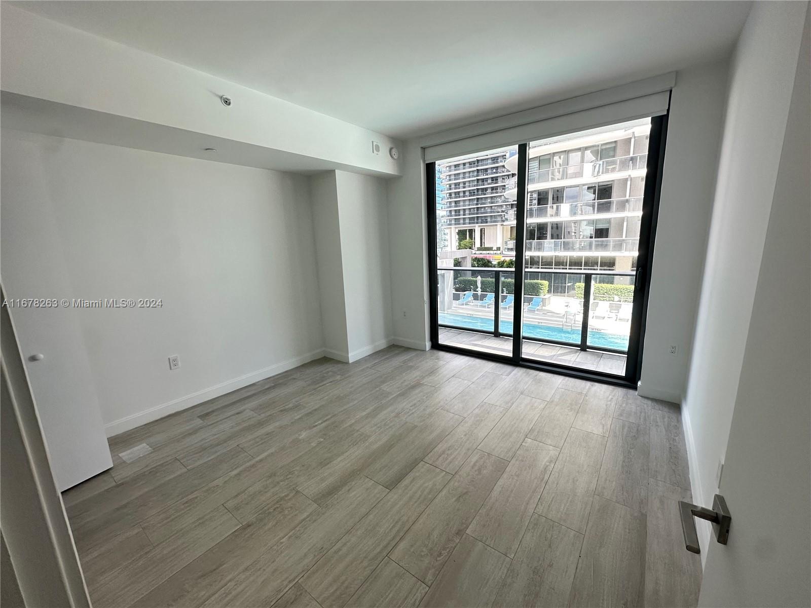 55 SW 9th St #1202, Miami FL 33130