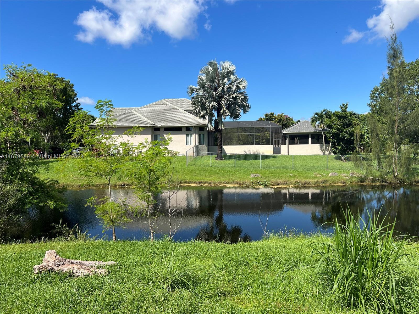 20321 SW 48th St, Southwest Ranches, Florida image 5