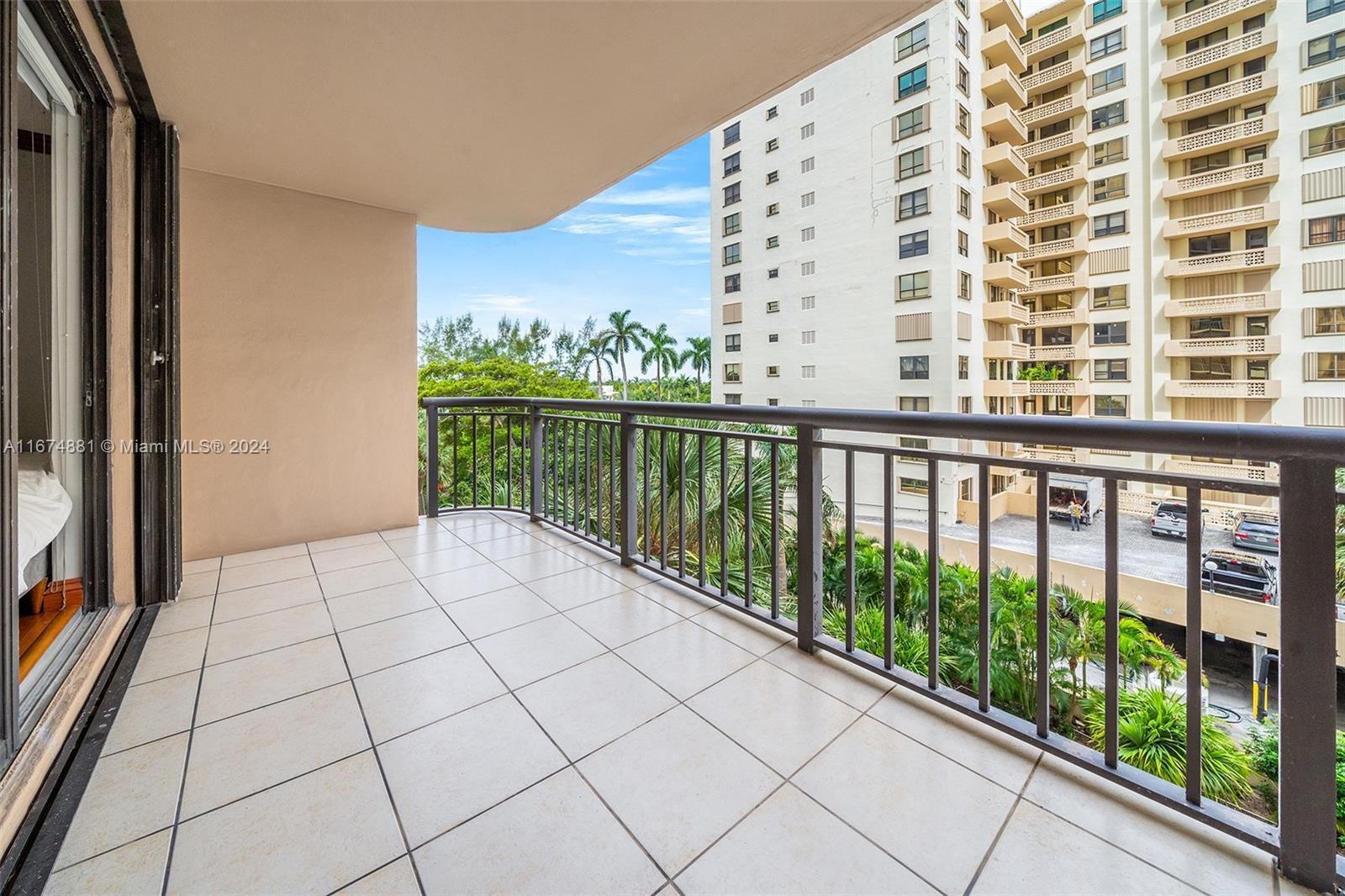 10175 Collins Ave #307, Bal Harbour, Florida image 34