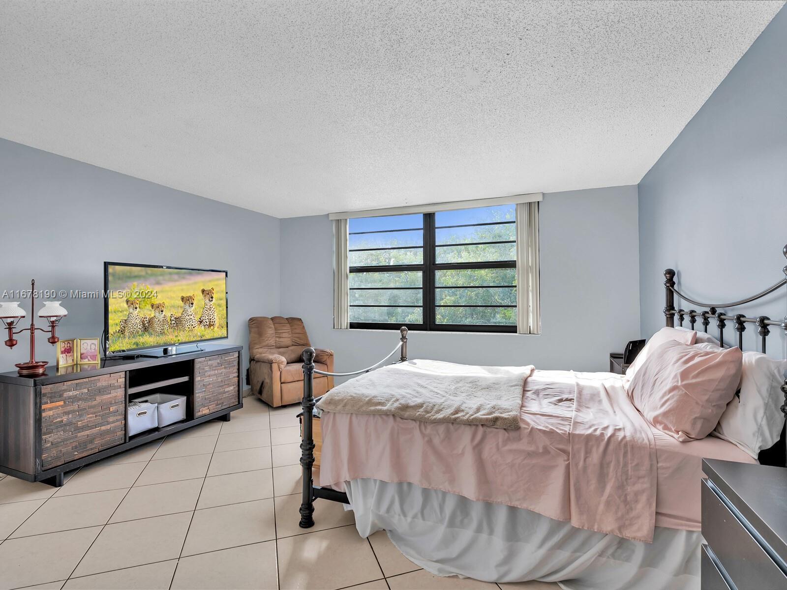 900 Colony Point Cir #401, Pembroke Pines, Florida image 22