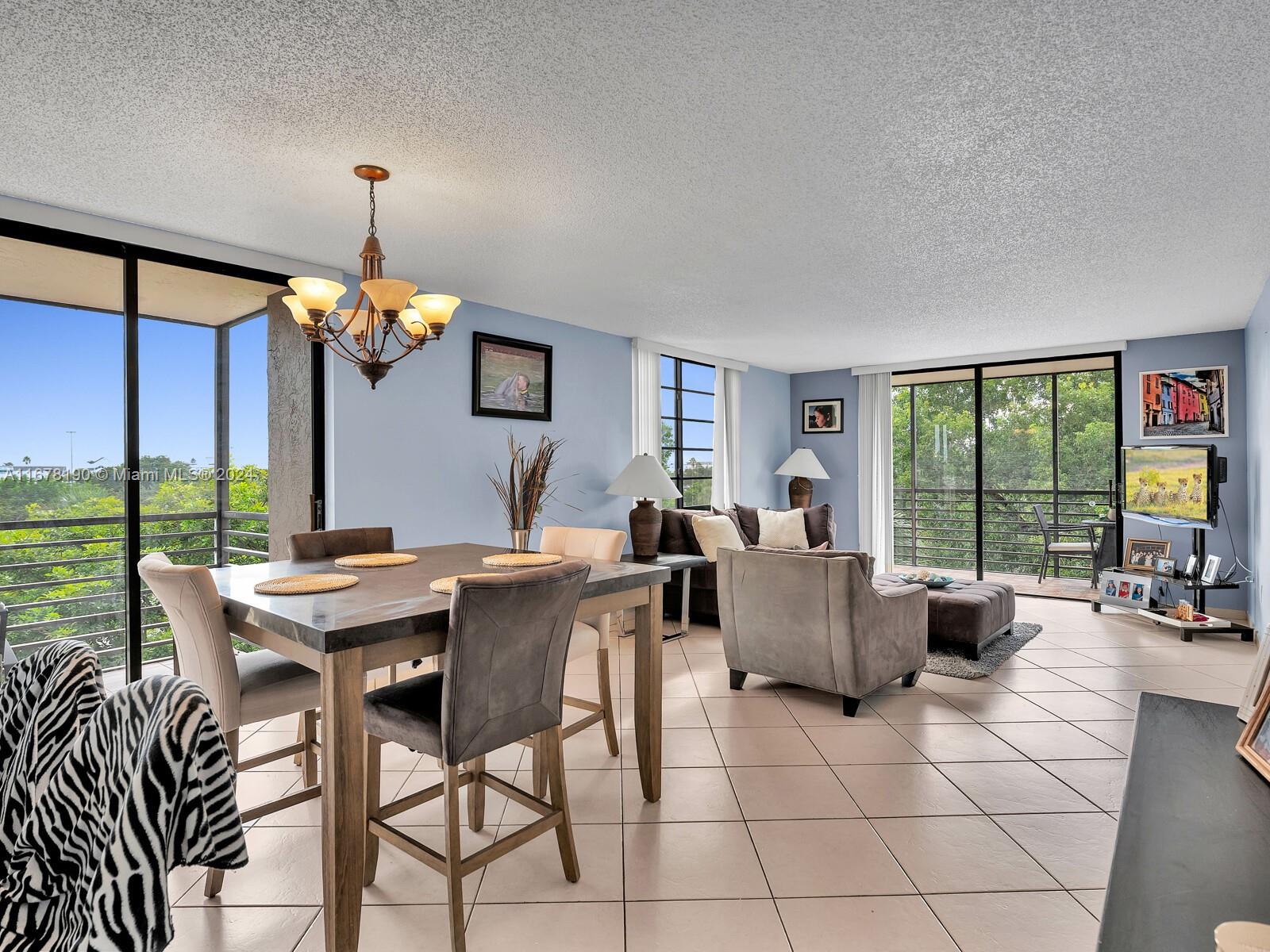 900 Colony Point Cir #401, Pembroke Pines, Florida image 5