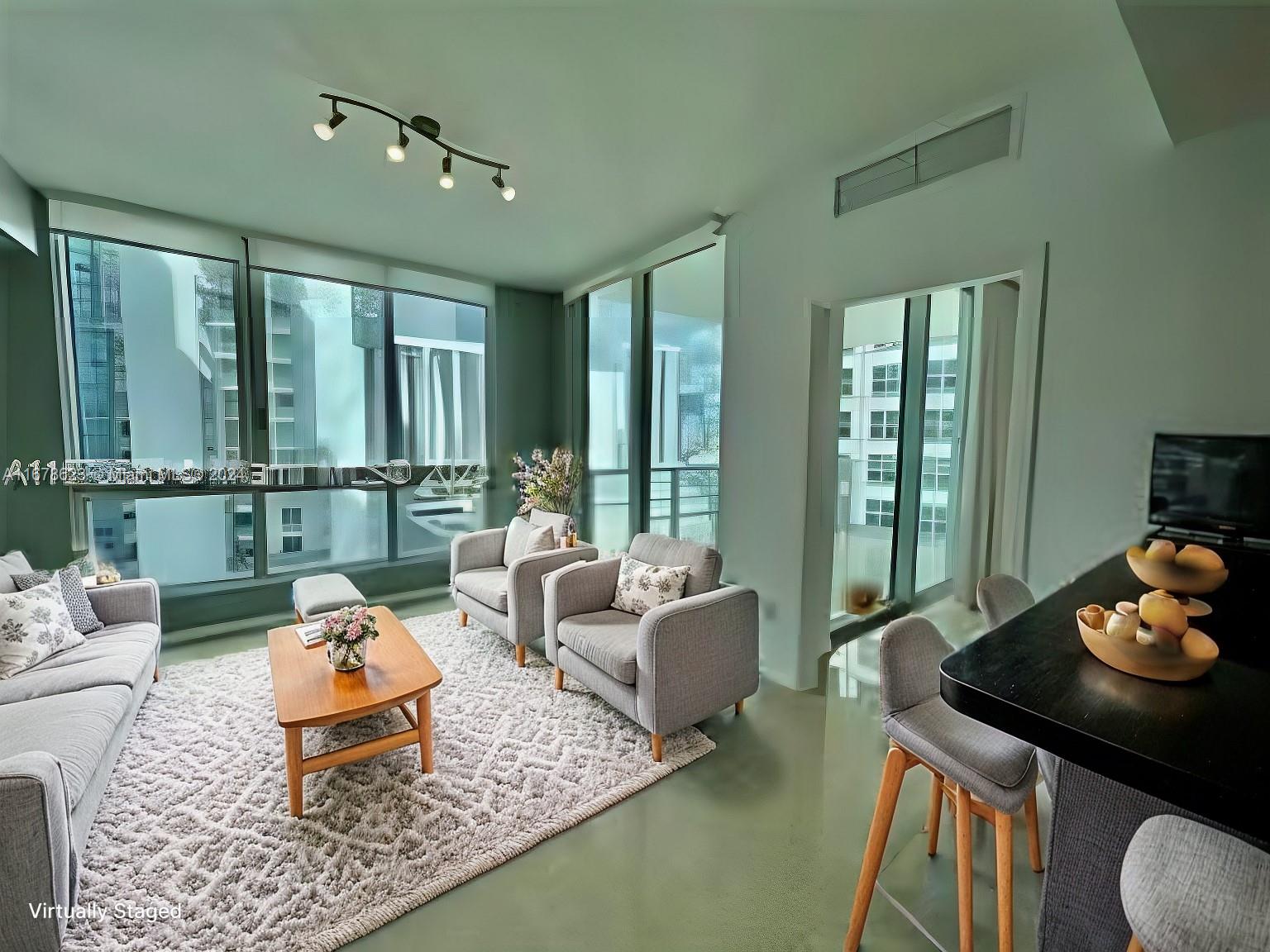 300 S Biscayne Blvd #3011, Miami FL 33131