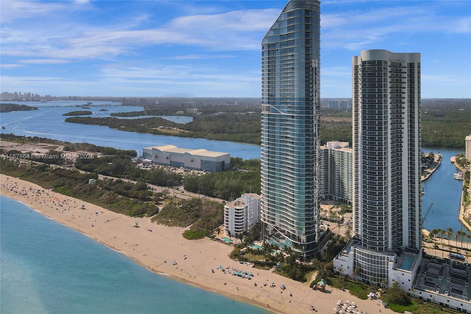 15811 Collins Ave #3302, Sunny Isles Beach FL 33160