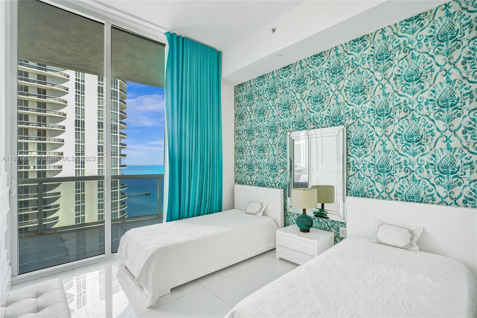 15811 Collins Ave #3302, Sunny Isles Beach FL 33160