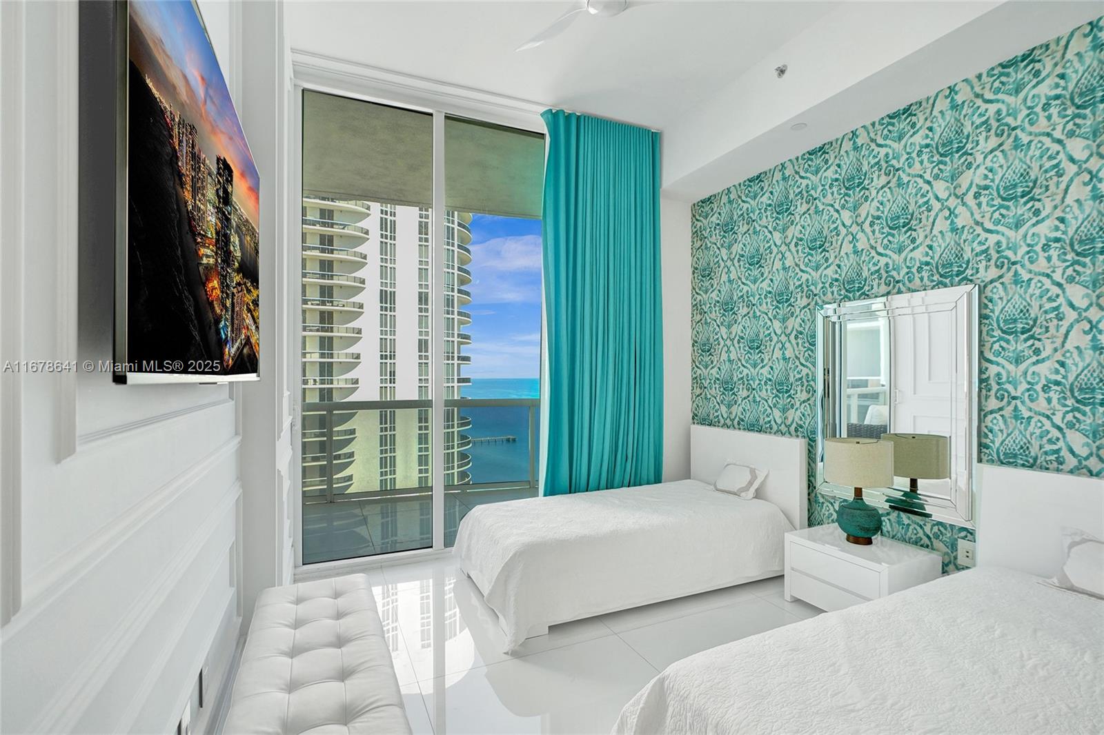 15811 Collins Ave #3302, Sunny Isles Beach FL 33160
