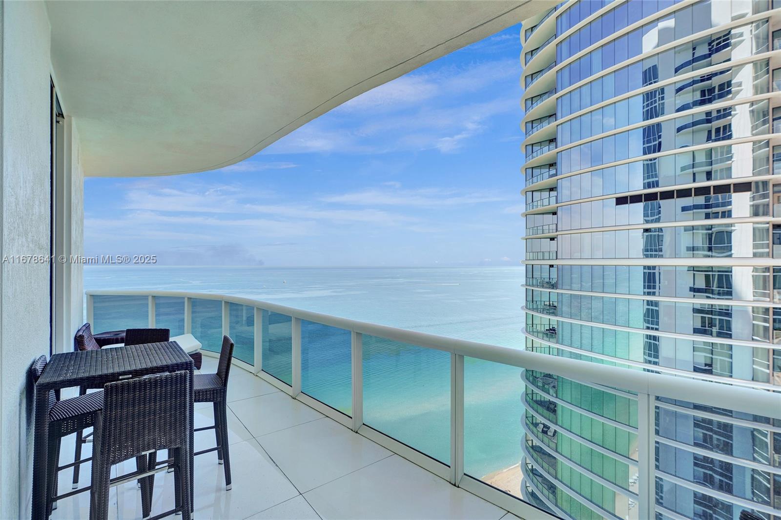 15811 Collins Ave #3302, Sunny Isles Beach FL 33160
