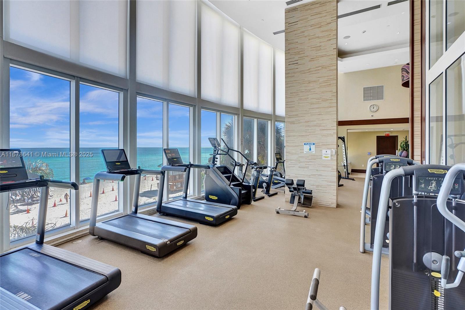 15811 Collins Ave #3302, Sunny Isles Beach FL 33160