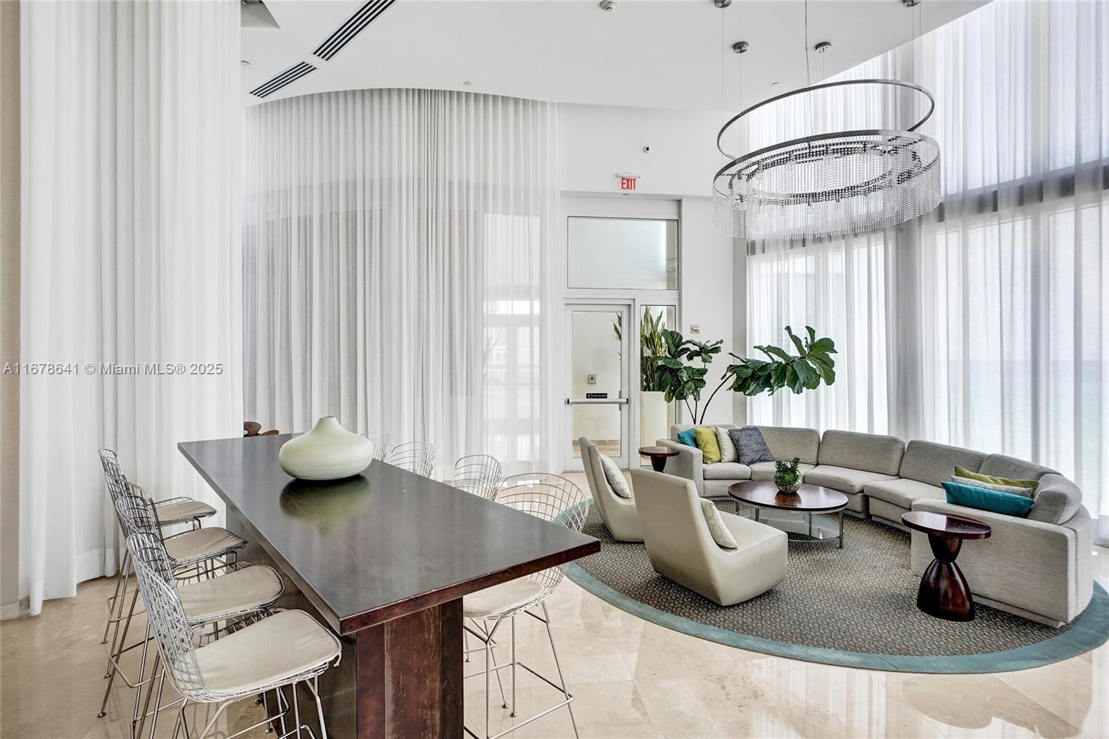 15811 Collins Ave #3302, Sunny Isles Beach FL 33160