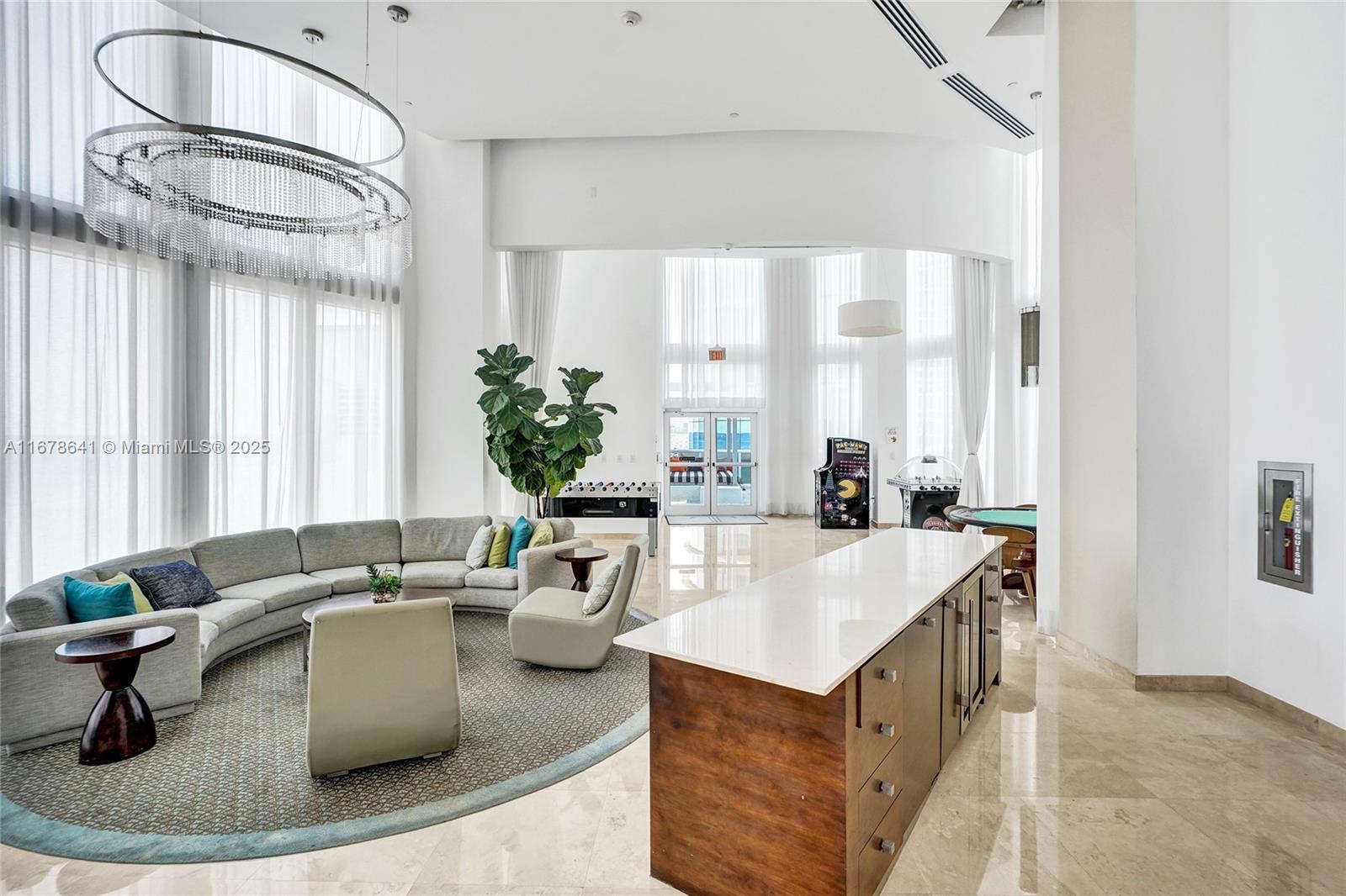 15811 Collins Ave #3302, Sunny Isles Beach FL 33160
