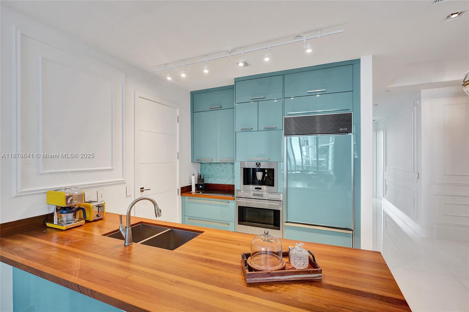 15811 Collins Ave #3302, Sunny Isles Beach FL 33160