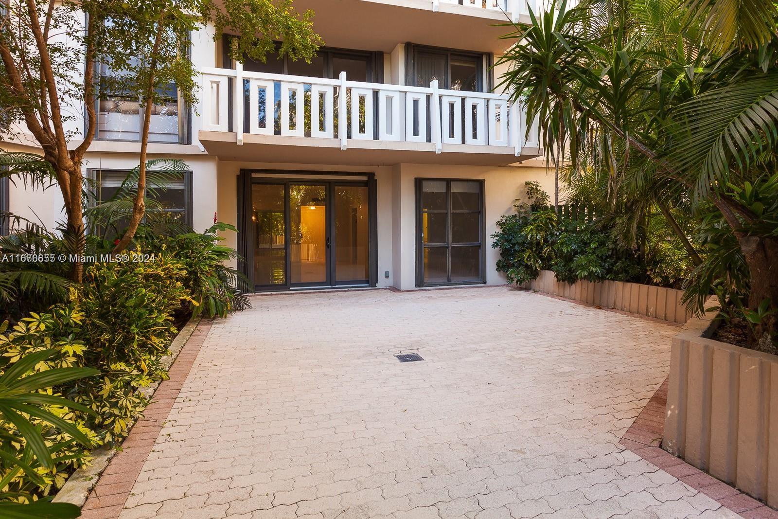 1121 Crandon Blvd #D106, Key Biscayne, Florida image 15