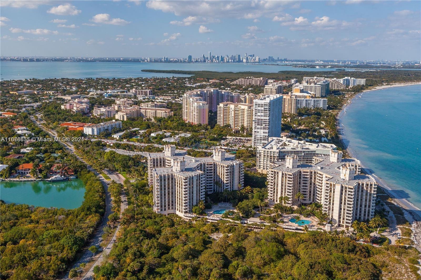 1121 Crandon Blvd #D106, Key Biscayne, Florida image 26