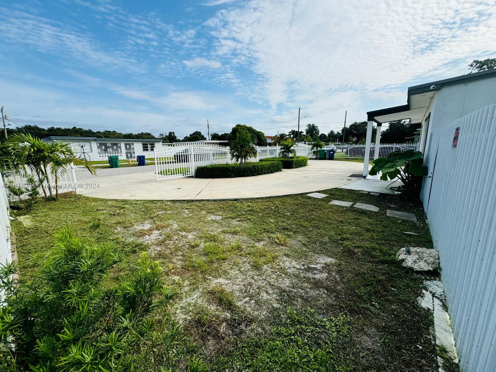 2500 NW 162nd St, Miami Gardens, Florida image 5