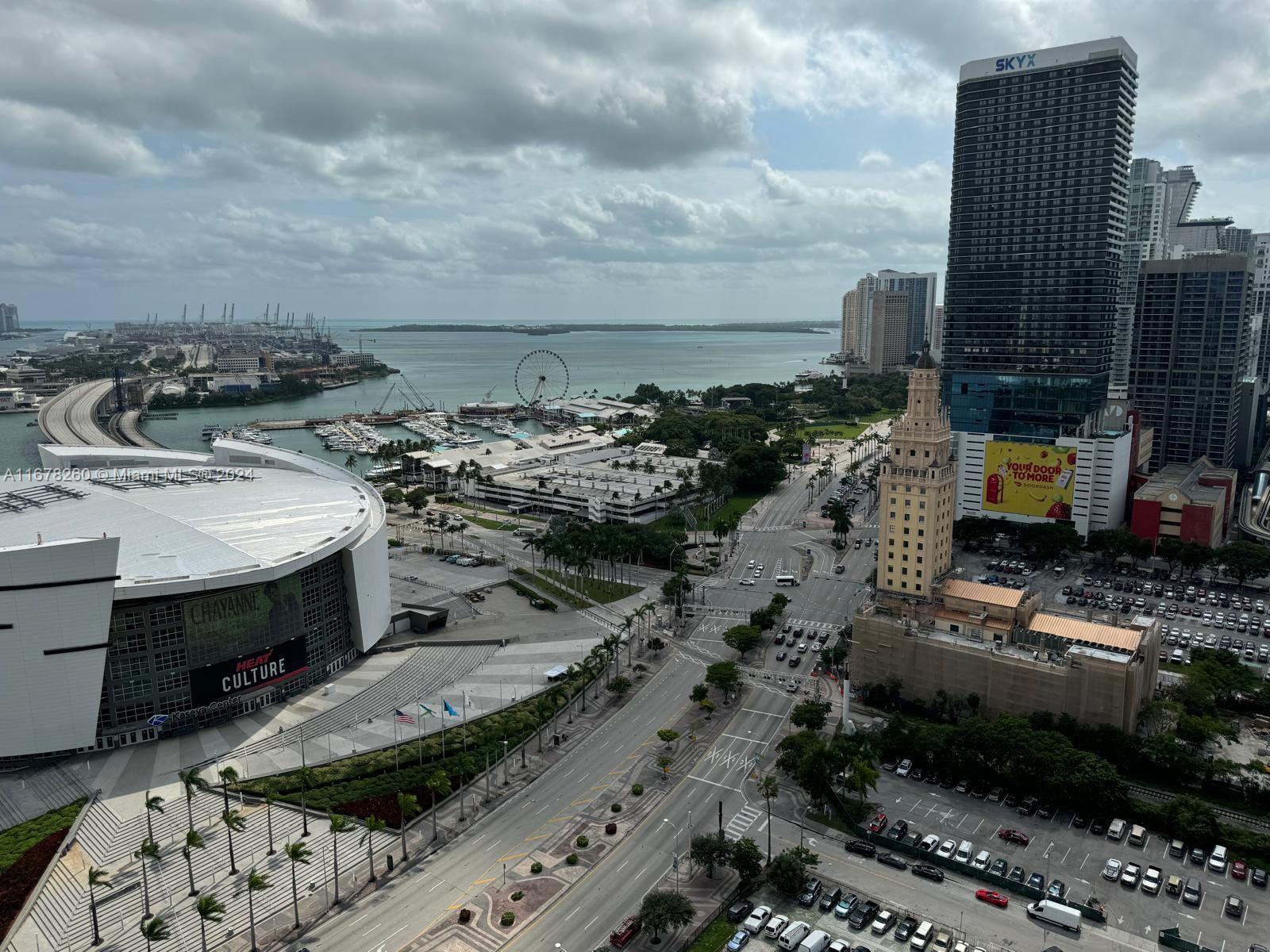 888 Biscayne Blvd #2801, Miami FL 33132