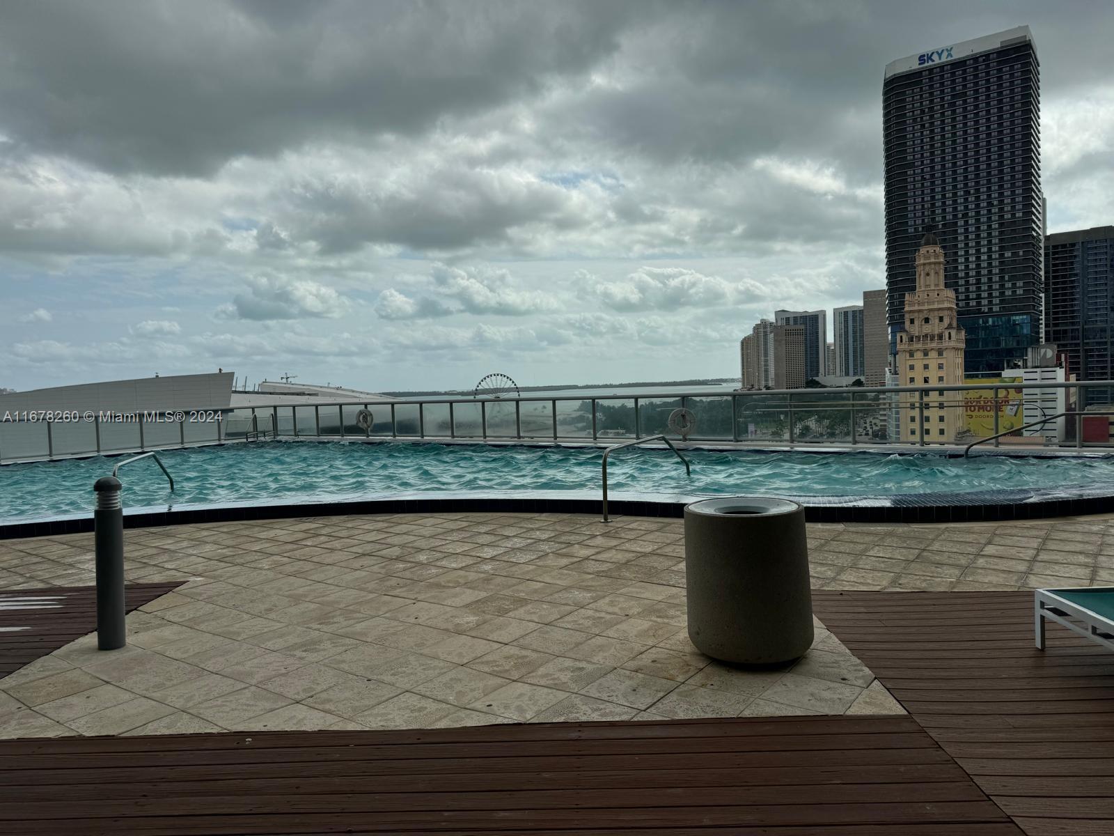 888 Biscayne Blvd #2801, Miami FL 33132