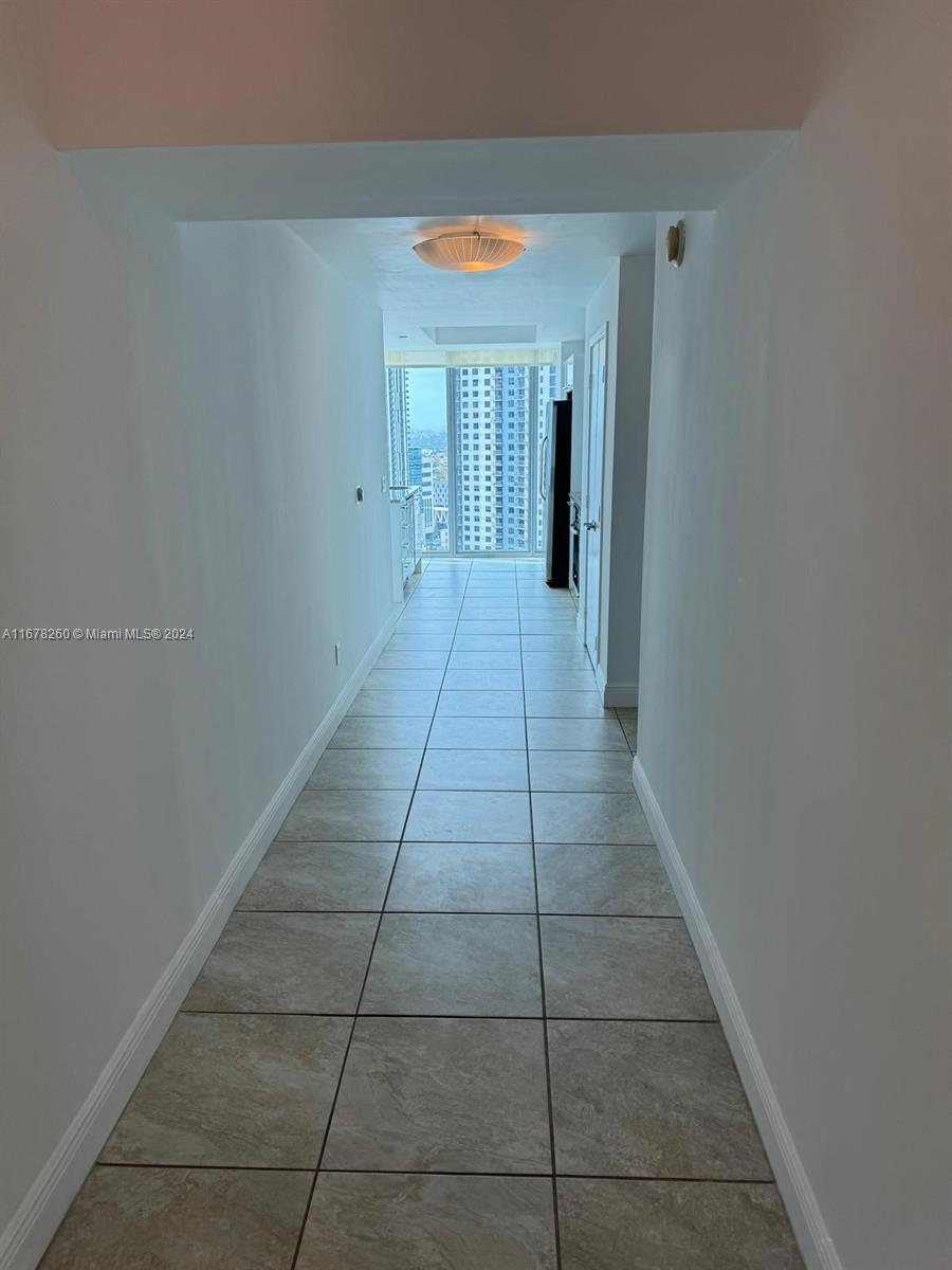 888 Biscayne Blvd #2801, Miami FL 33132