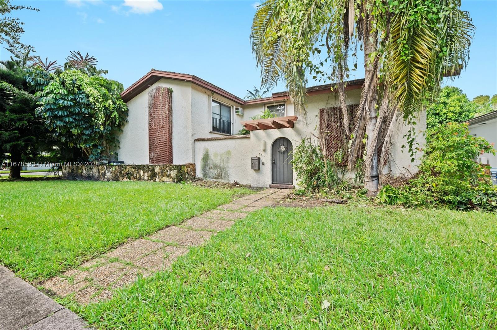 551 Bargello Ave, Coral Gables, Florida image 1