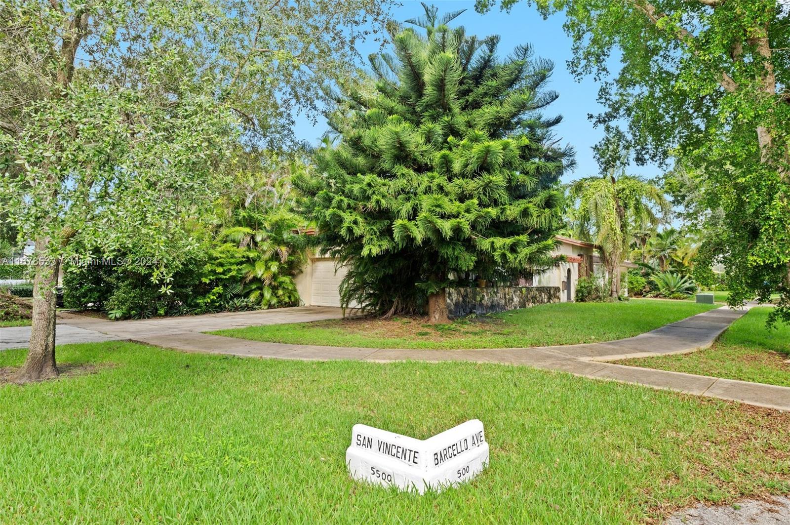 551 Bargello Ave, Coral Gables, Florida image 27