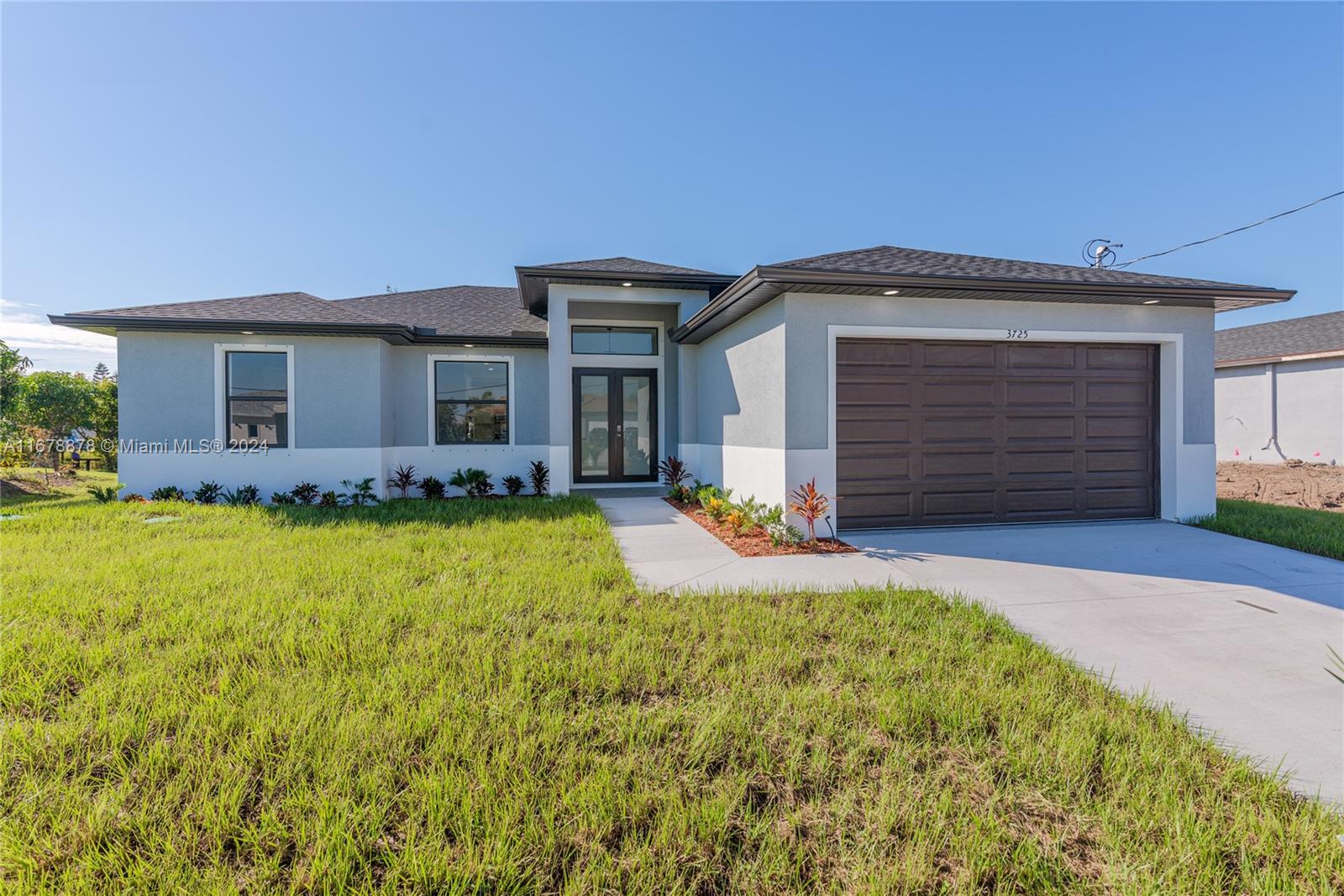 Residential, Lehigh Acres, Florida image 1