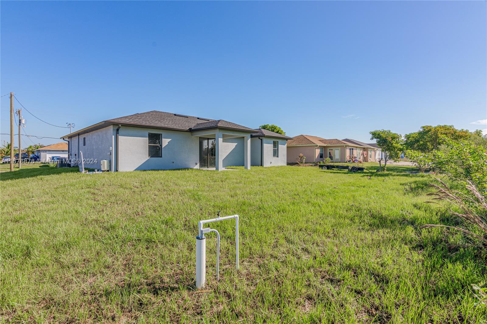 Residential, Lehigh Acres, Florida image 24