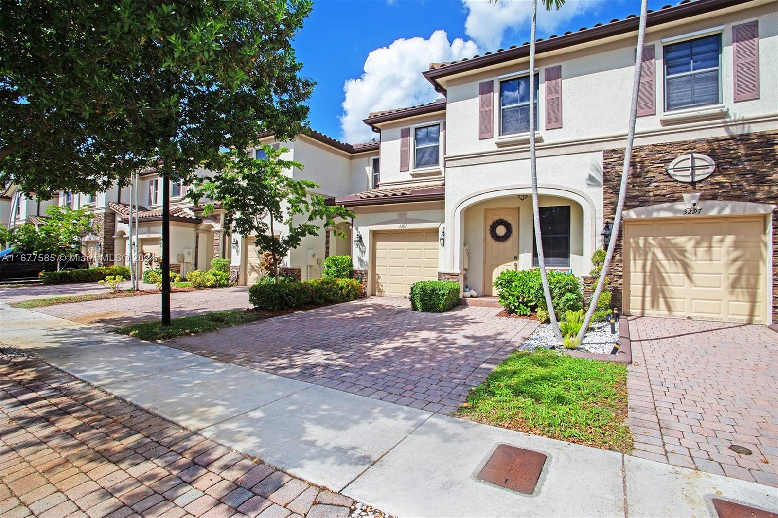 3301 W 94th Ter, Hialeah, Florida image 8