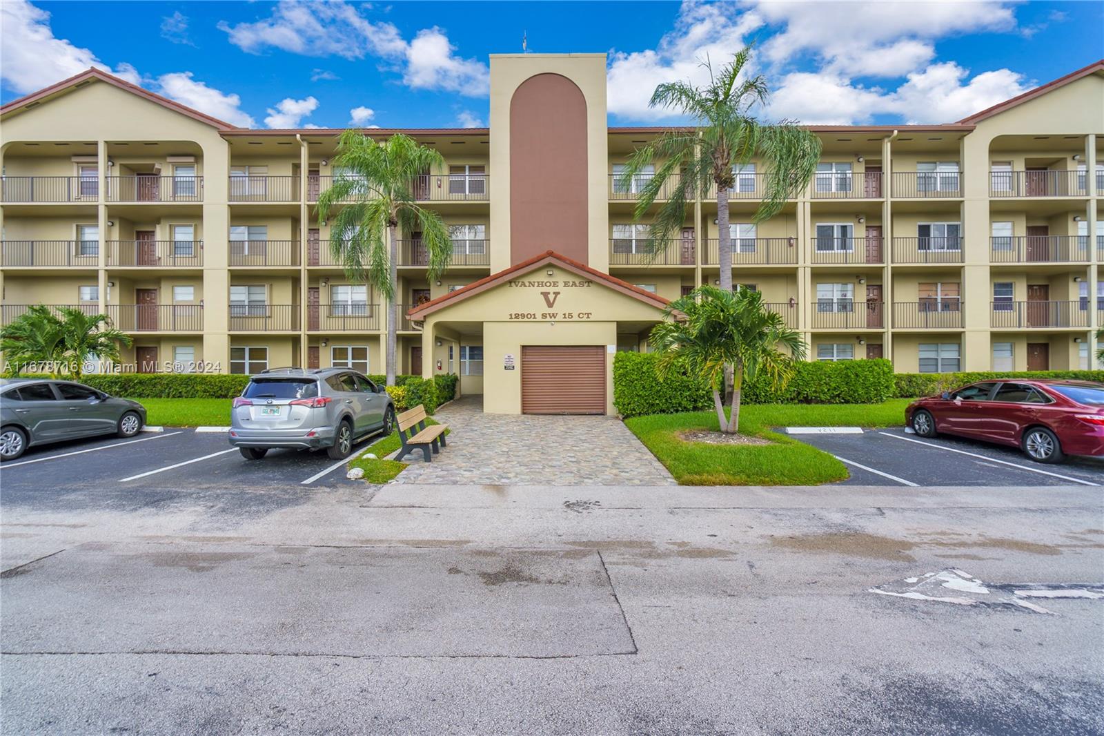 12901 SW 15th Ct #310V, Pembroke Pines, Florida image 25