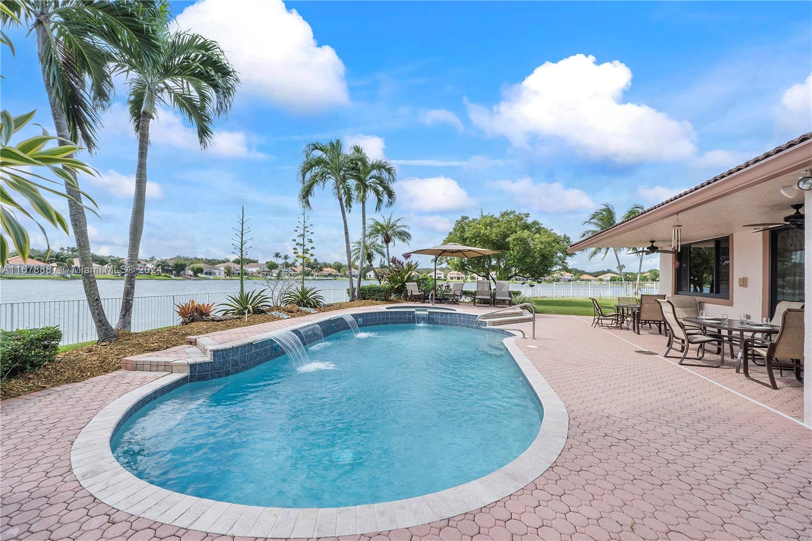 10864 Richmond Pl, Cooper City, Florida image 8