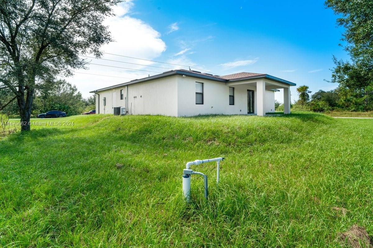 3601 E 18 St, Lehigh Acres, Florida image 9