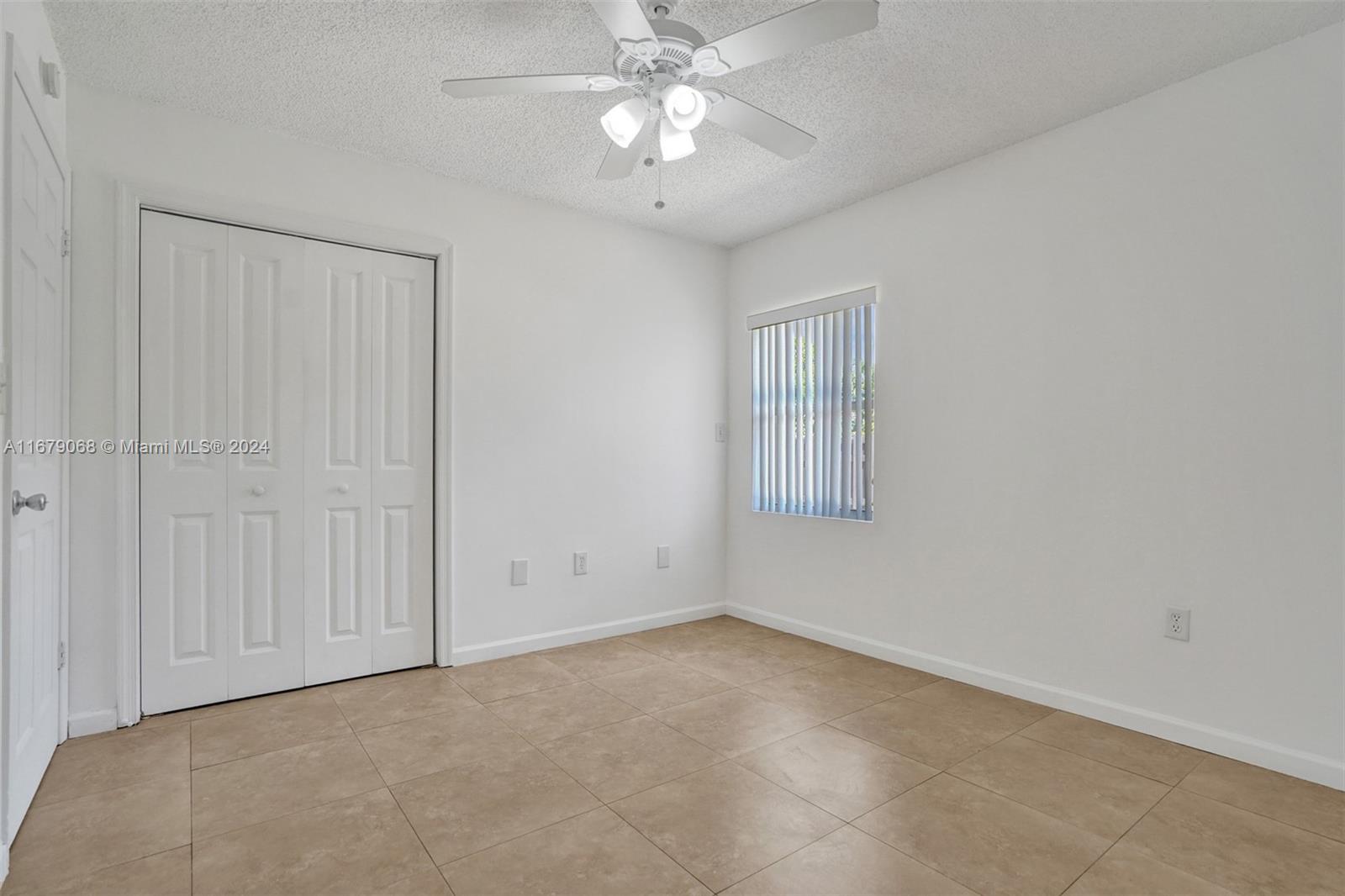 5247 NW 186th St, Miami Gardens, Florida image 24