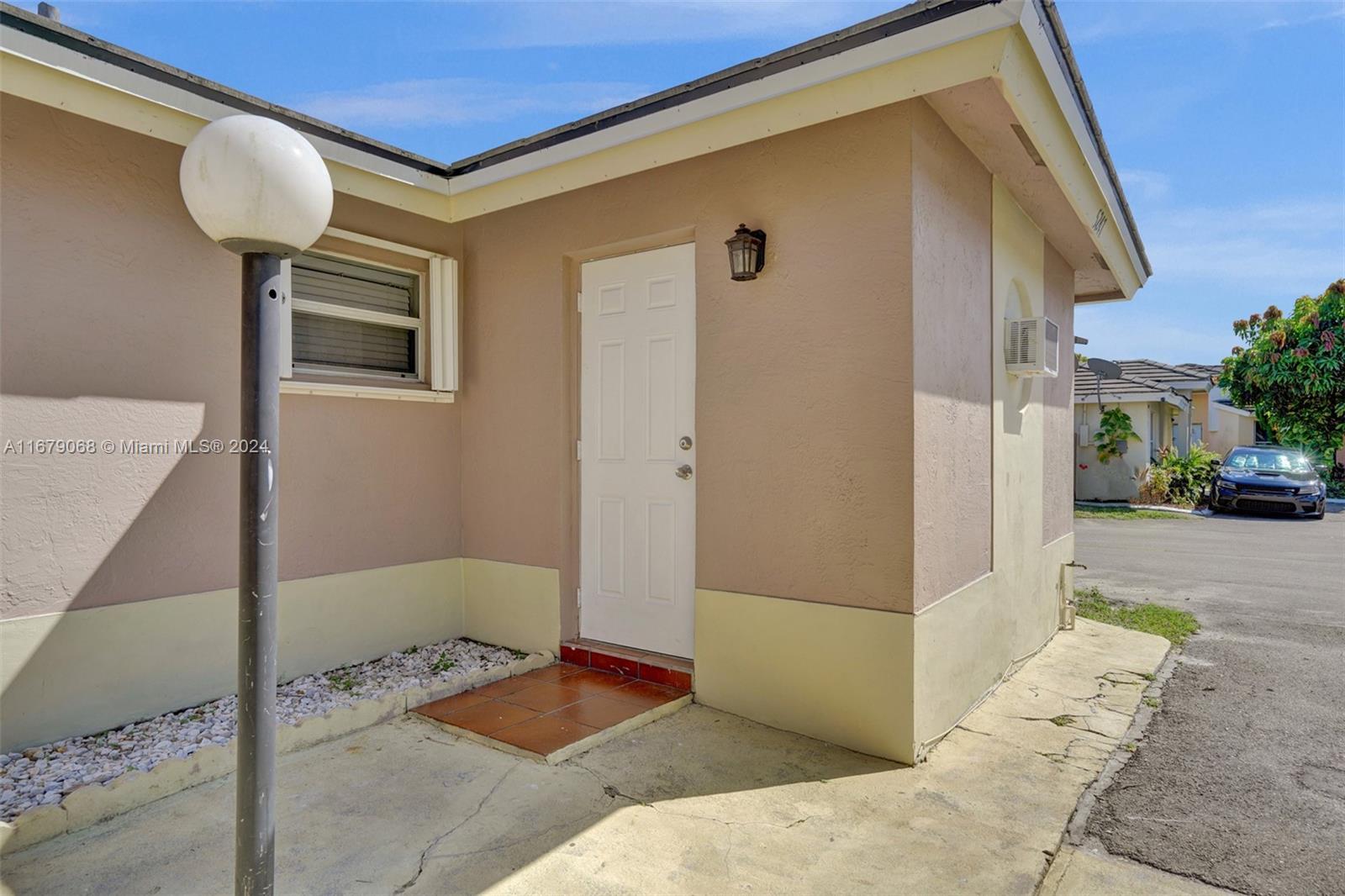 5247 NW 186th St, Miami Gardens, Florida image 38