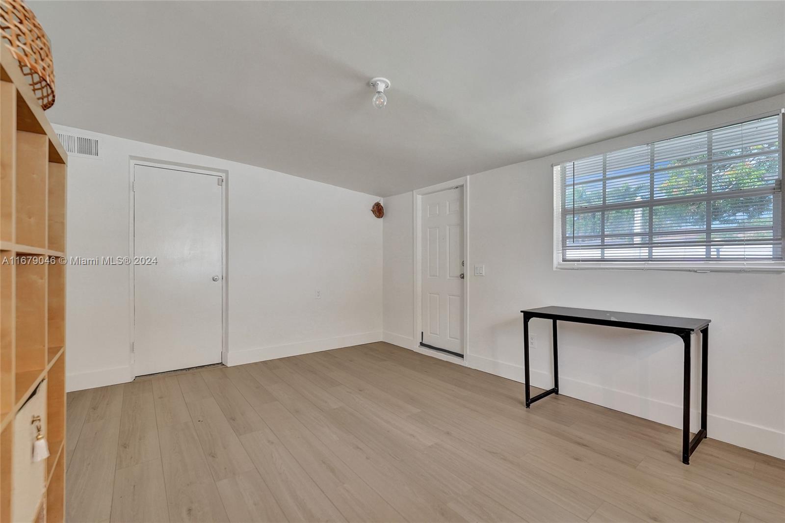 Listing Photo 32