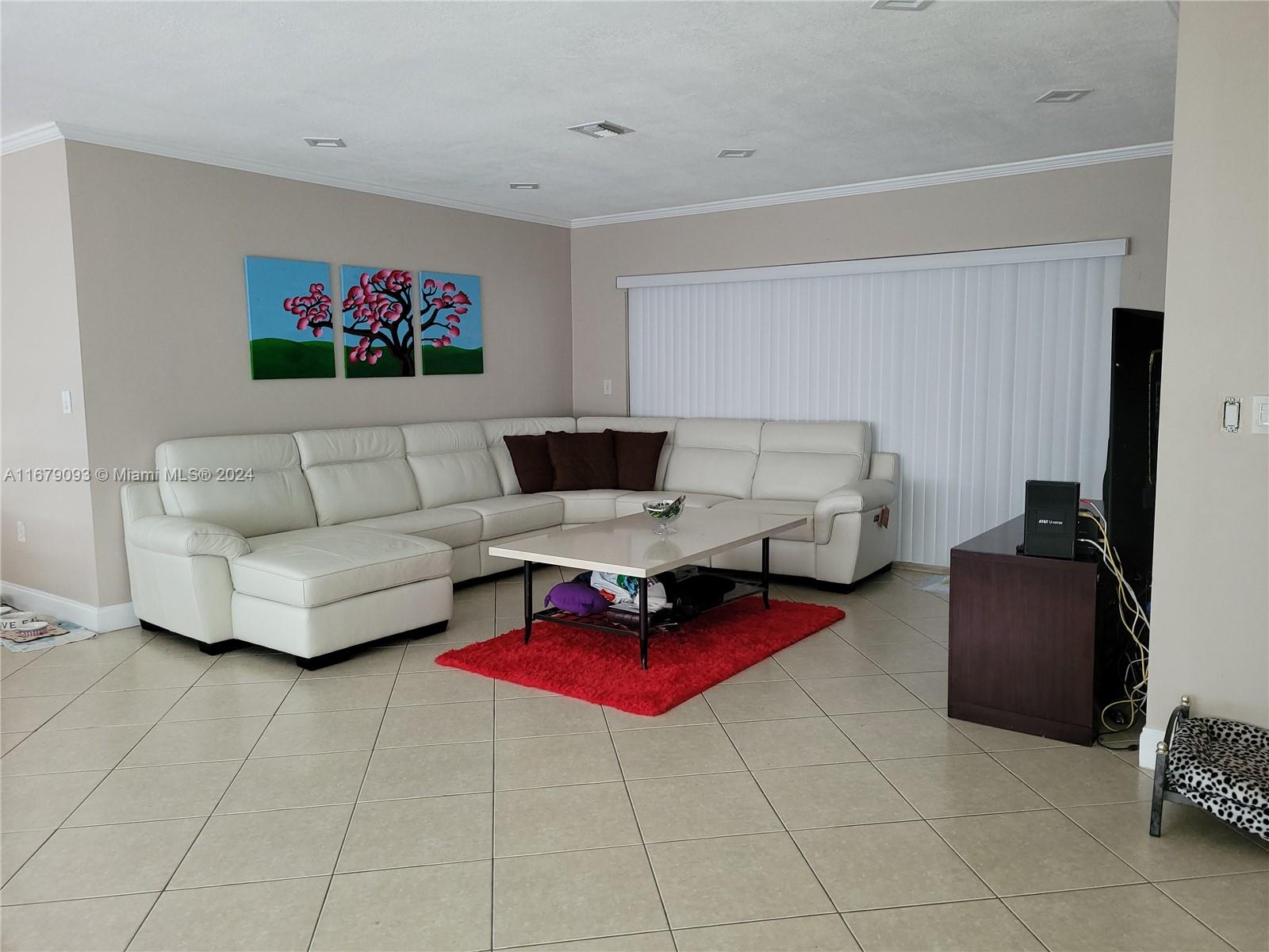 Residential, South Miami, Florida image 7