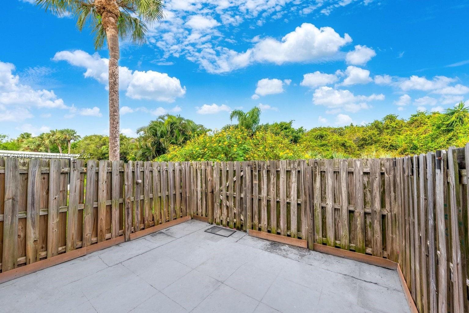 Residential, Jensen Beach, Florida image 19