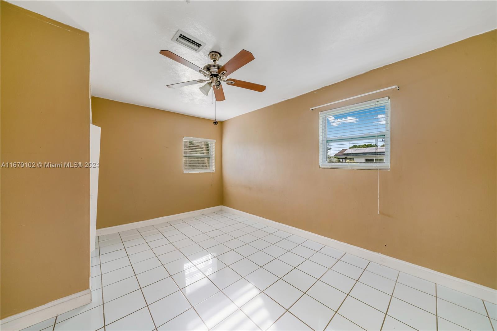 Residential, Cutler Bay, Florida image 13