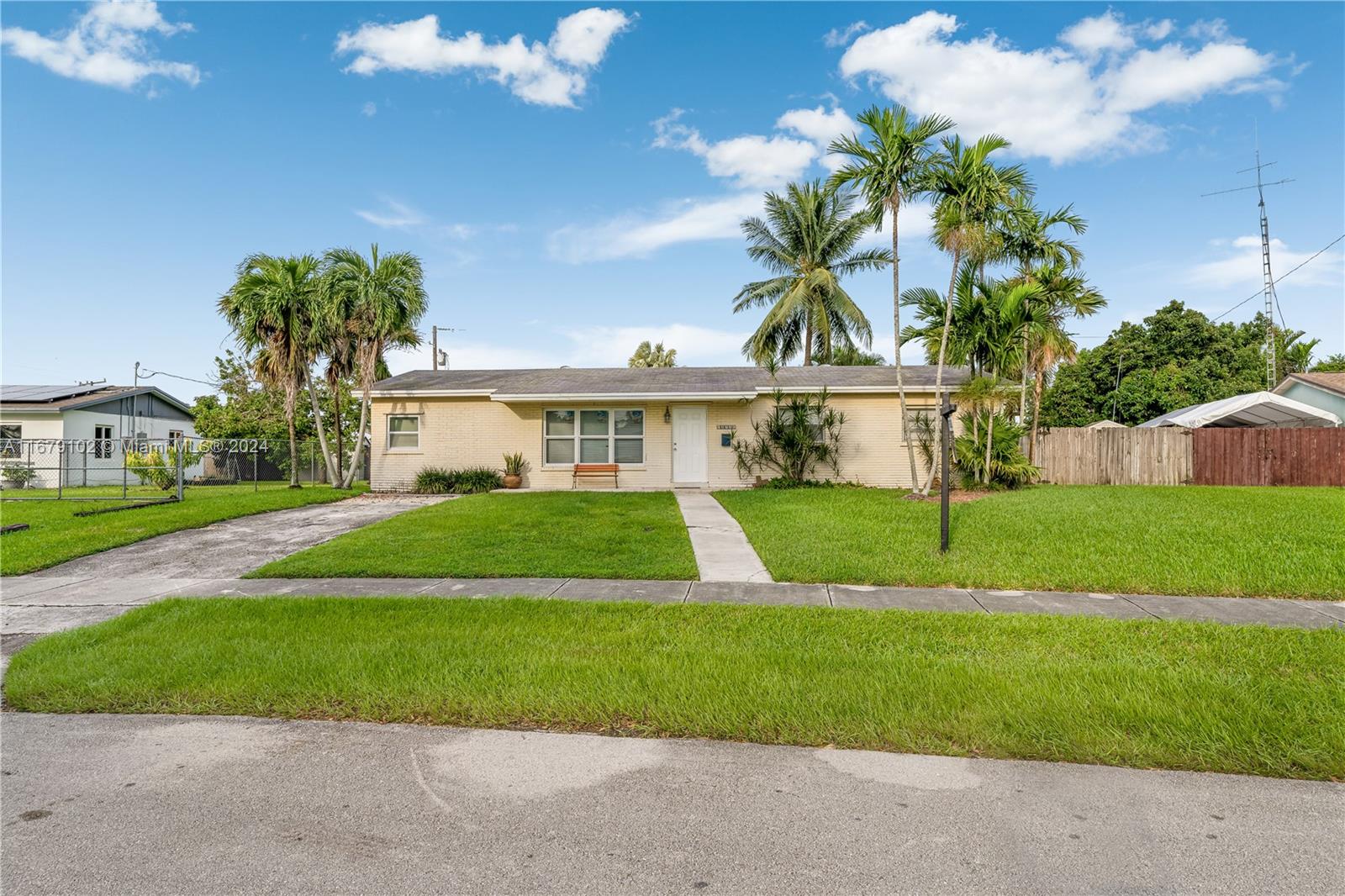 Residential, Cutler Bay, Florida image 2