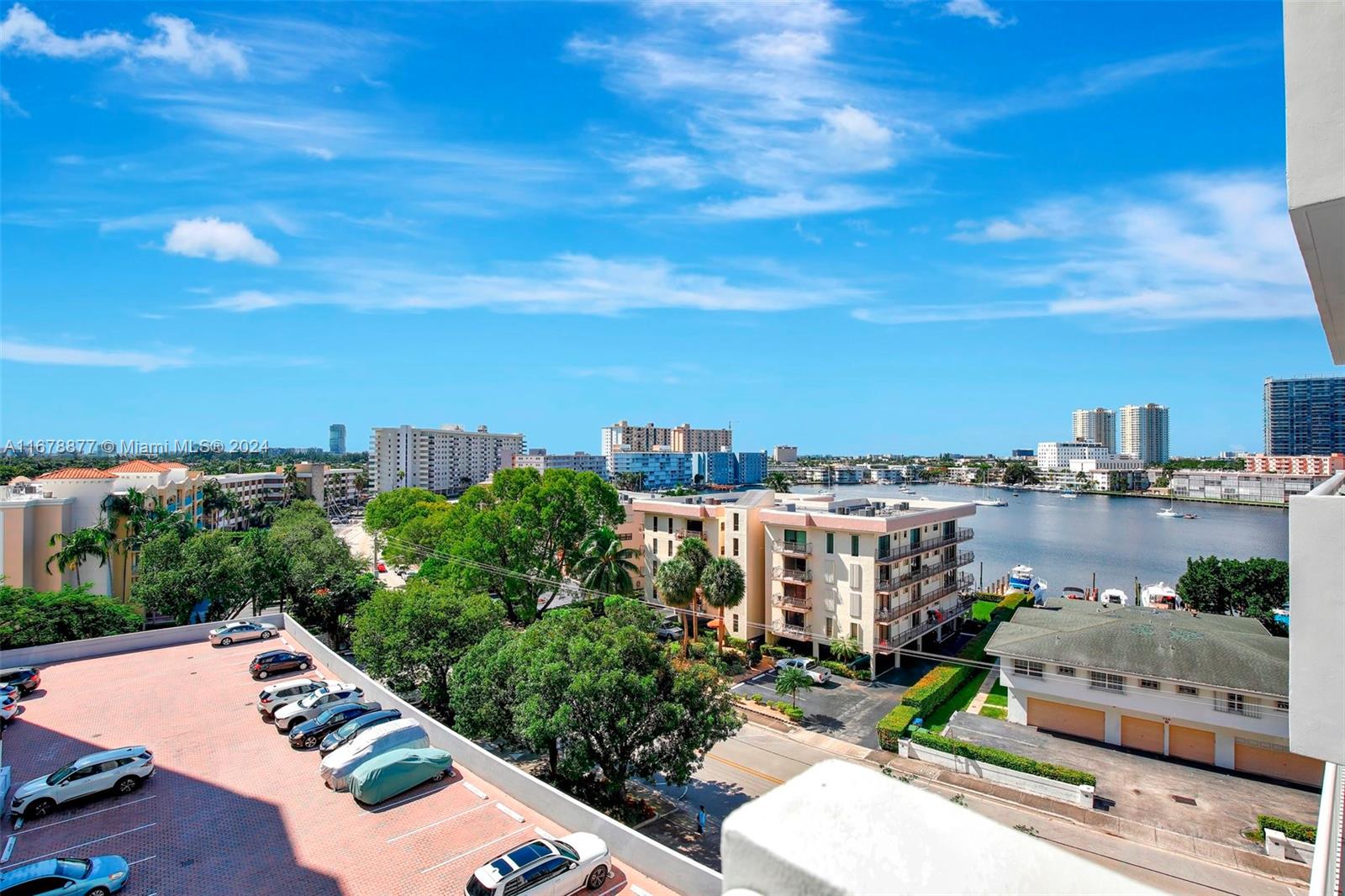 137 Golden Isles Dr #712, Hallandale Beach, Florida image 8