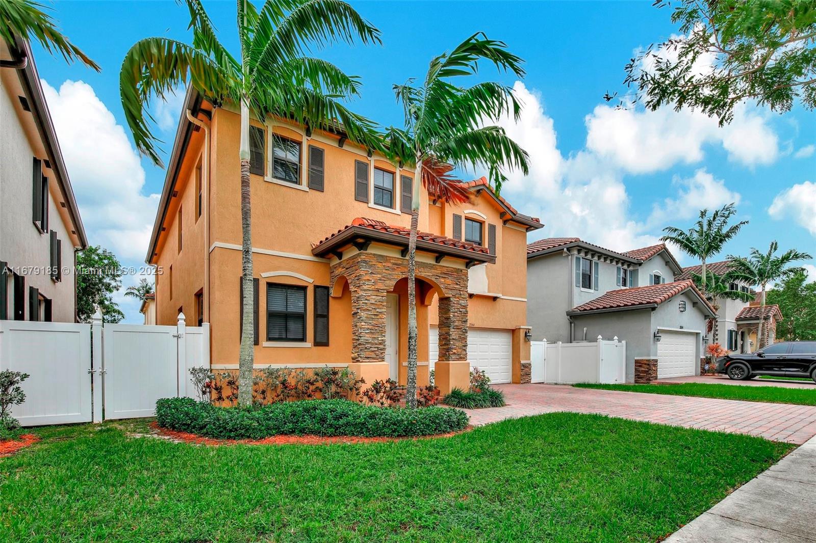 3544 W 94th St, Hialeah, Florida image 2