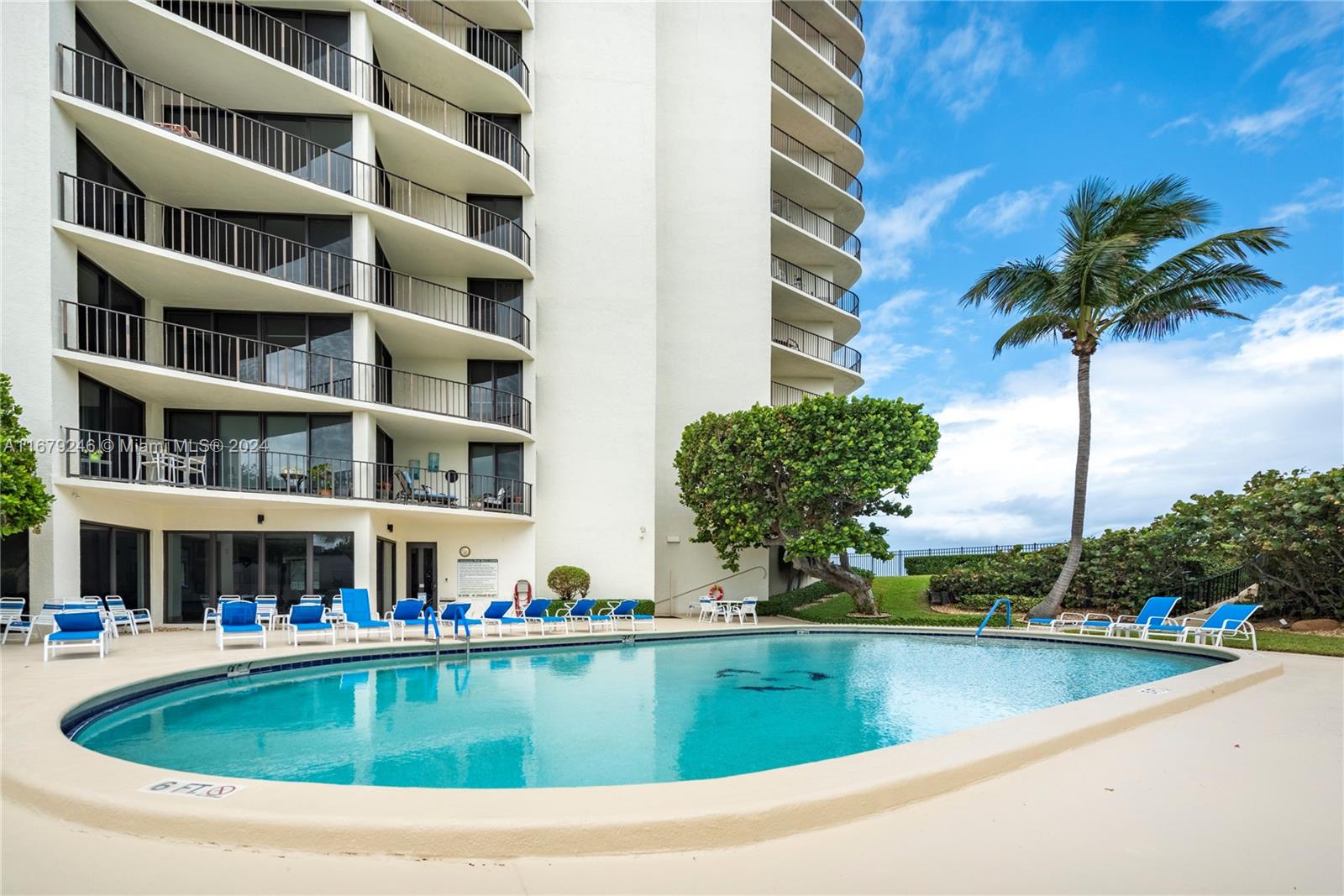 5420 N Ocean Dr #1405, Singer Island, Florida image 22