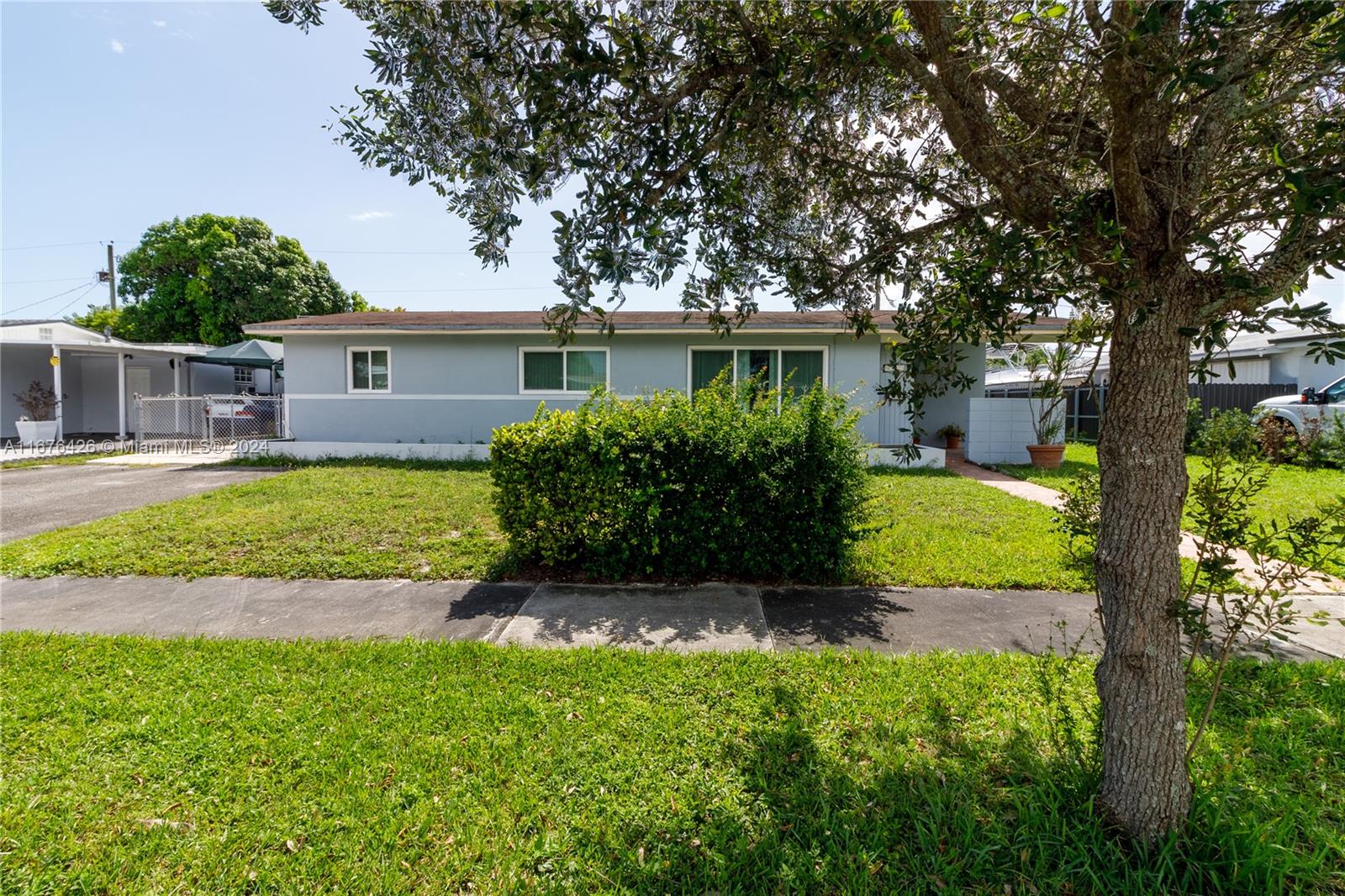 9970 SW 214th St, Cutler Bay, Florida image 1