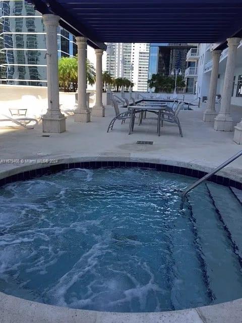 1200 Brickell Bay Dr #4315, Miami, Florida image 2