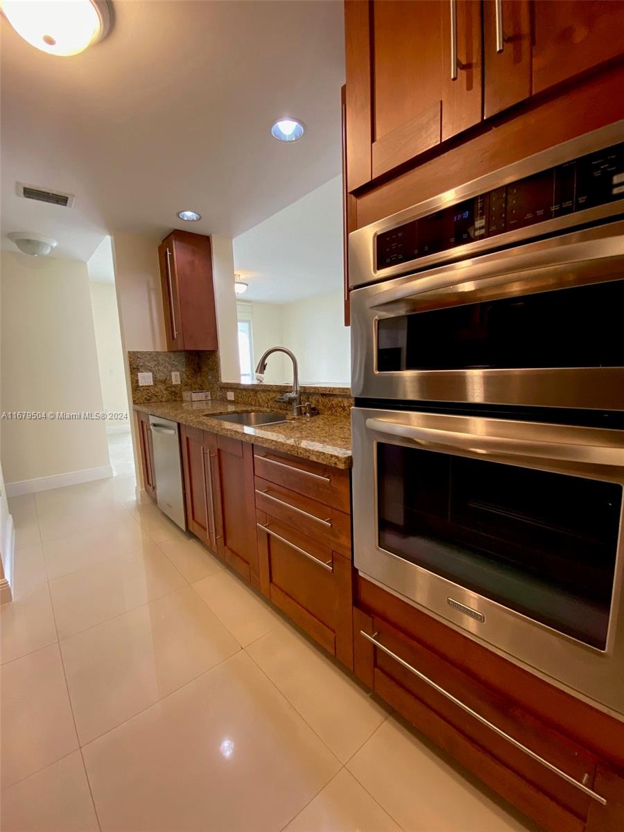 50 Alhambra Cir #407, Coral Gables, Florida image 12