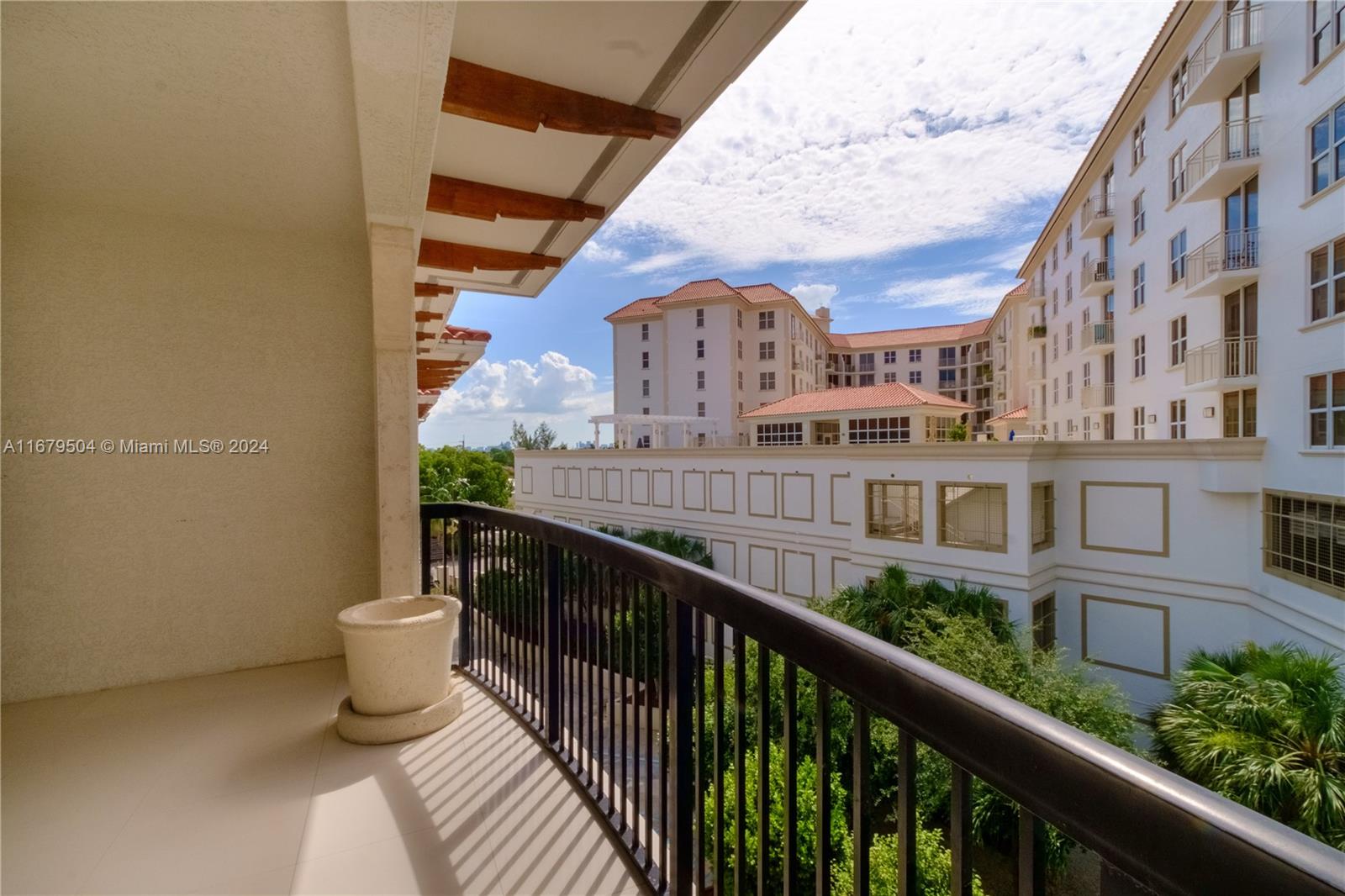 50 Alhambra Cir #407, Coral Gables, Florida image 19