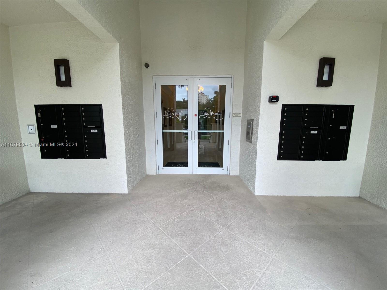 50 Alhambra Cir #407, Coral Gables, Florida image 2