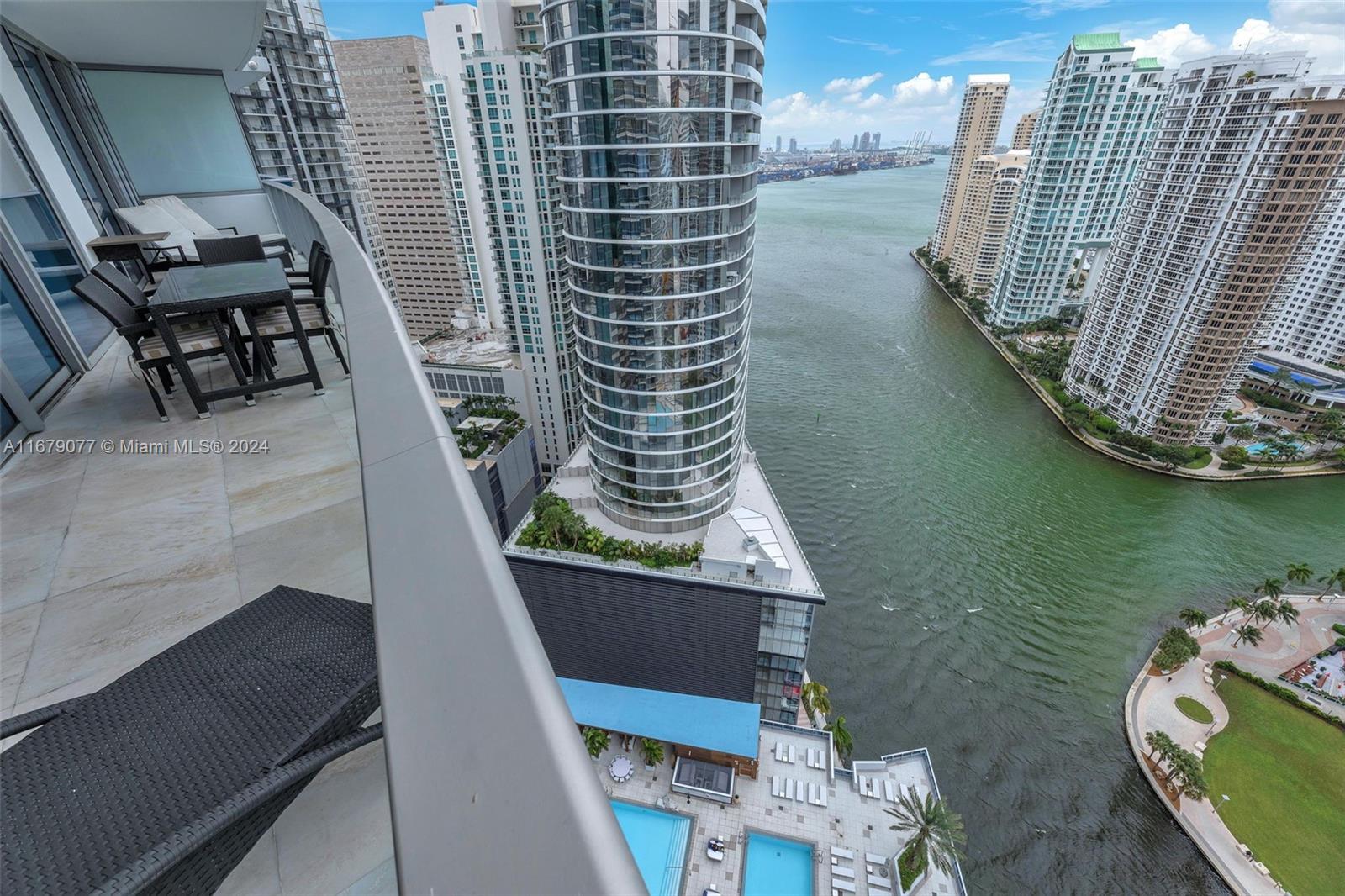 200 Biscayne Boulevard Way #3507, Miami, Florida image 27