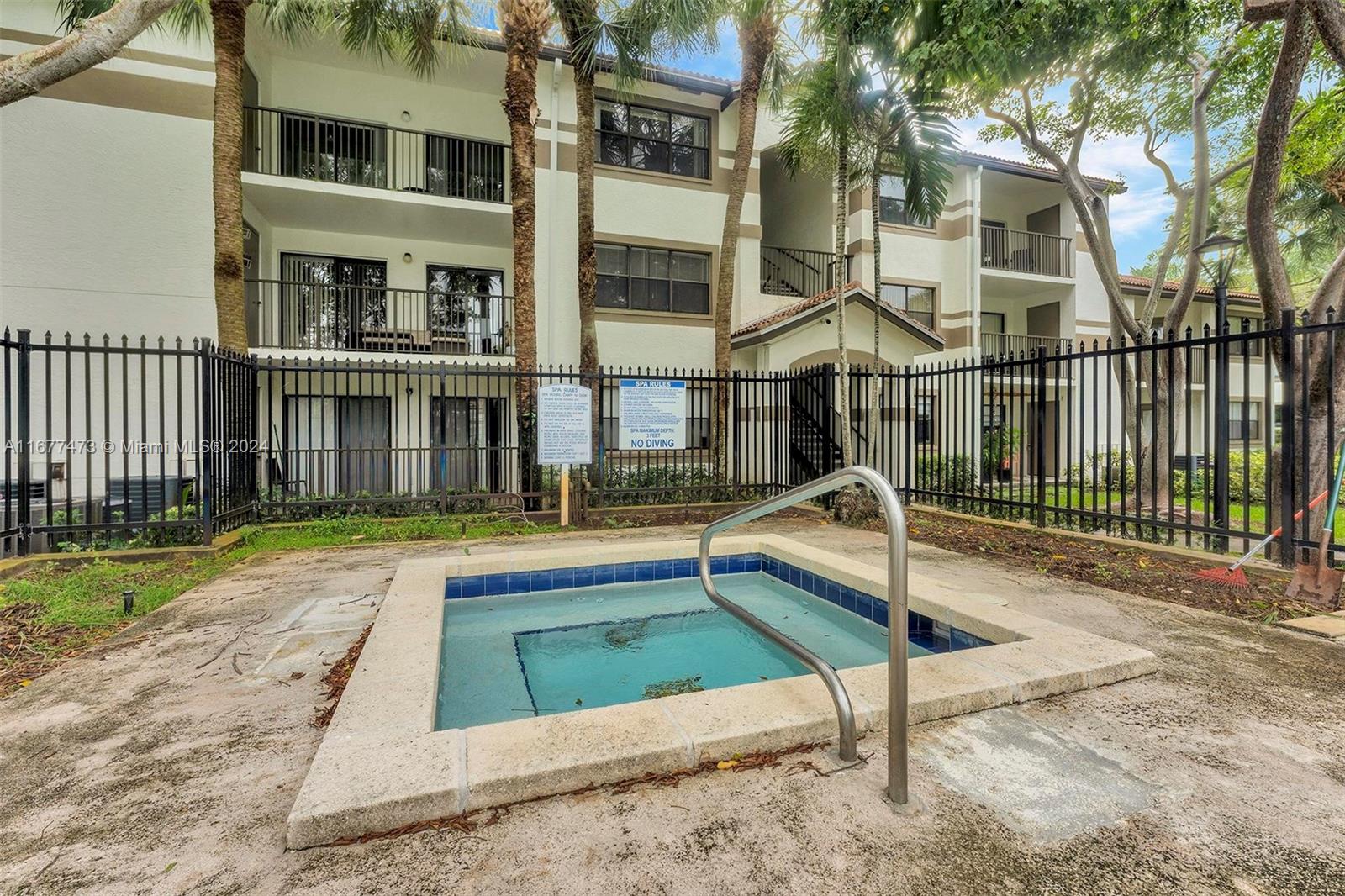 570 S Park Rd #15-6, Hollywood, Florida image 36