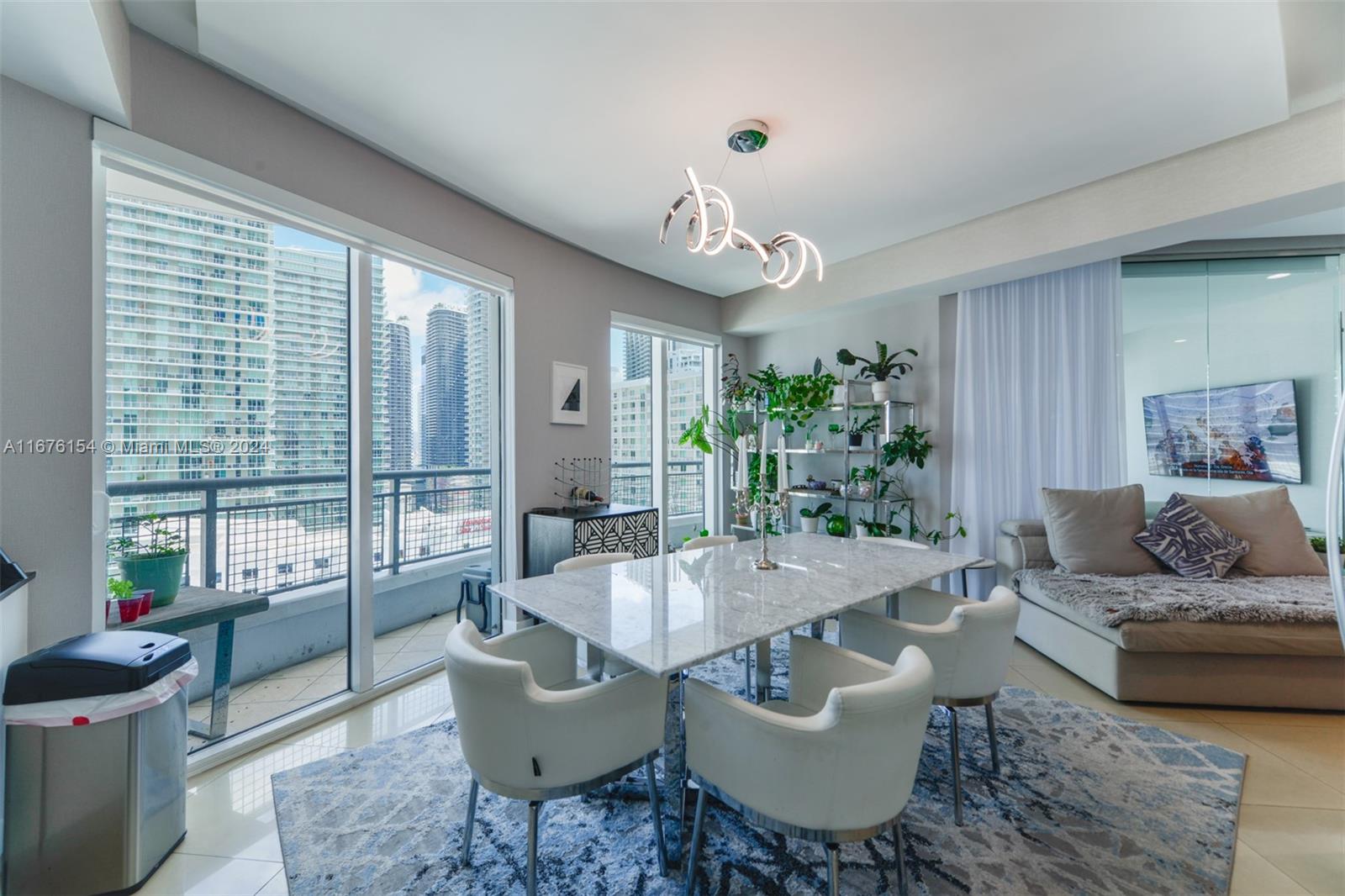 60 SW 13th St #1724, Miami FL 33130